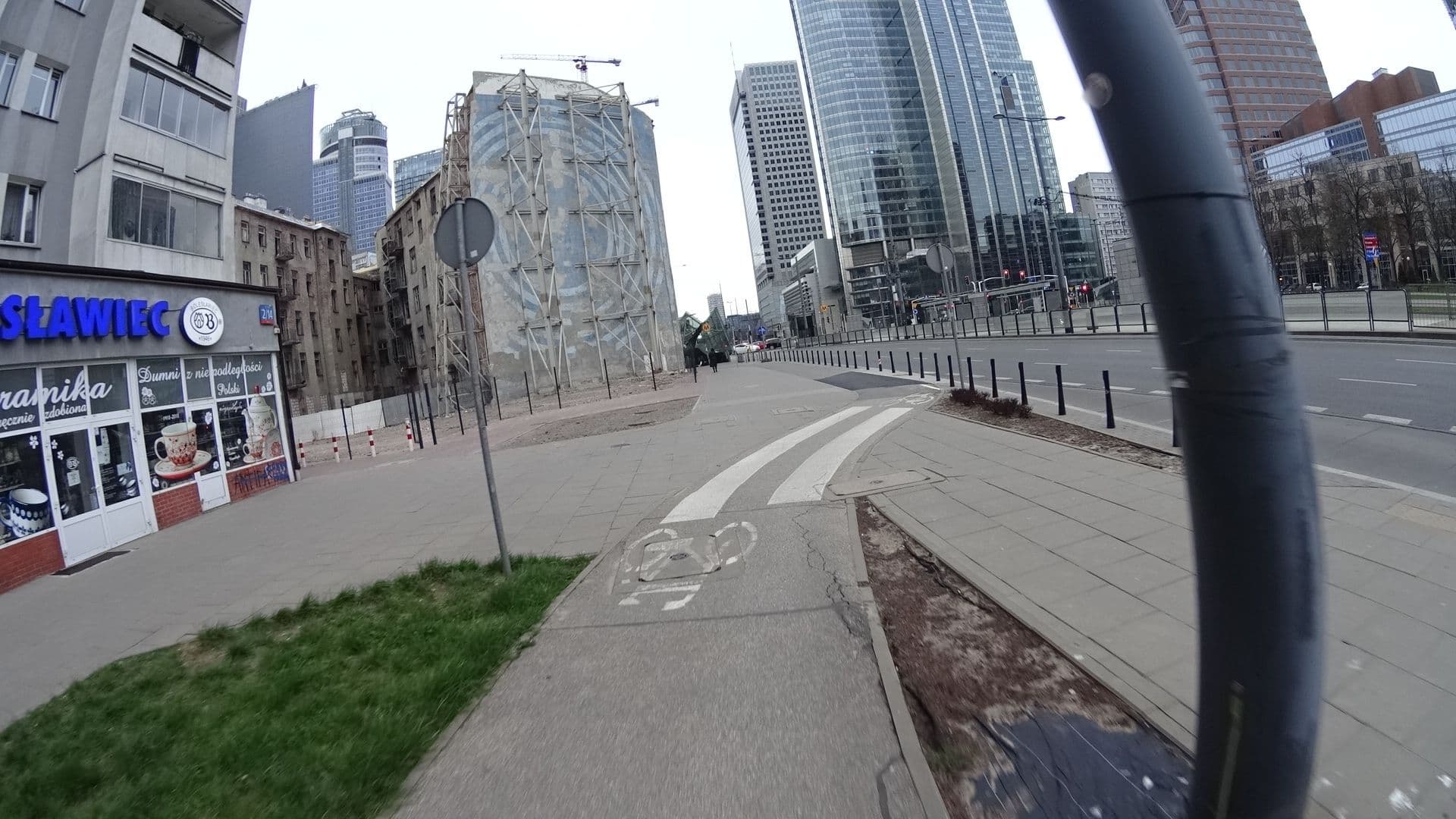 Street view near Halby Rooms, Warsaw — © awizonosz (CC BY-SA · Mapillary)