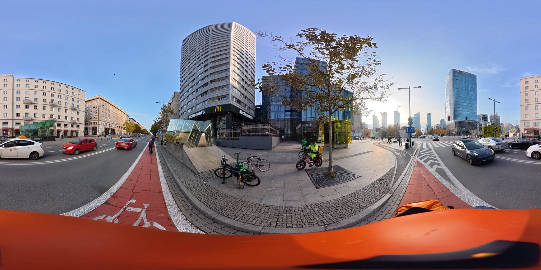 Street view near Apartamenty Centrum I, Warsaw — © awizonosz (CC BY-SA · Mapillary)