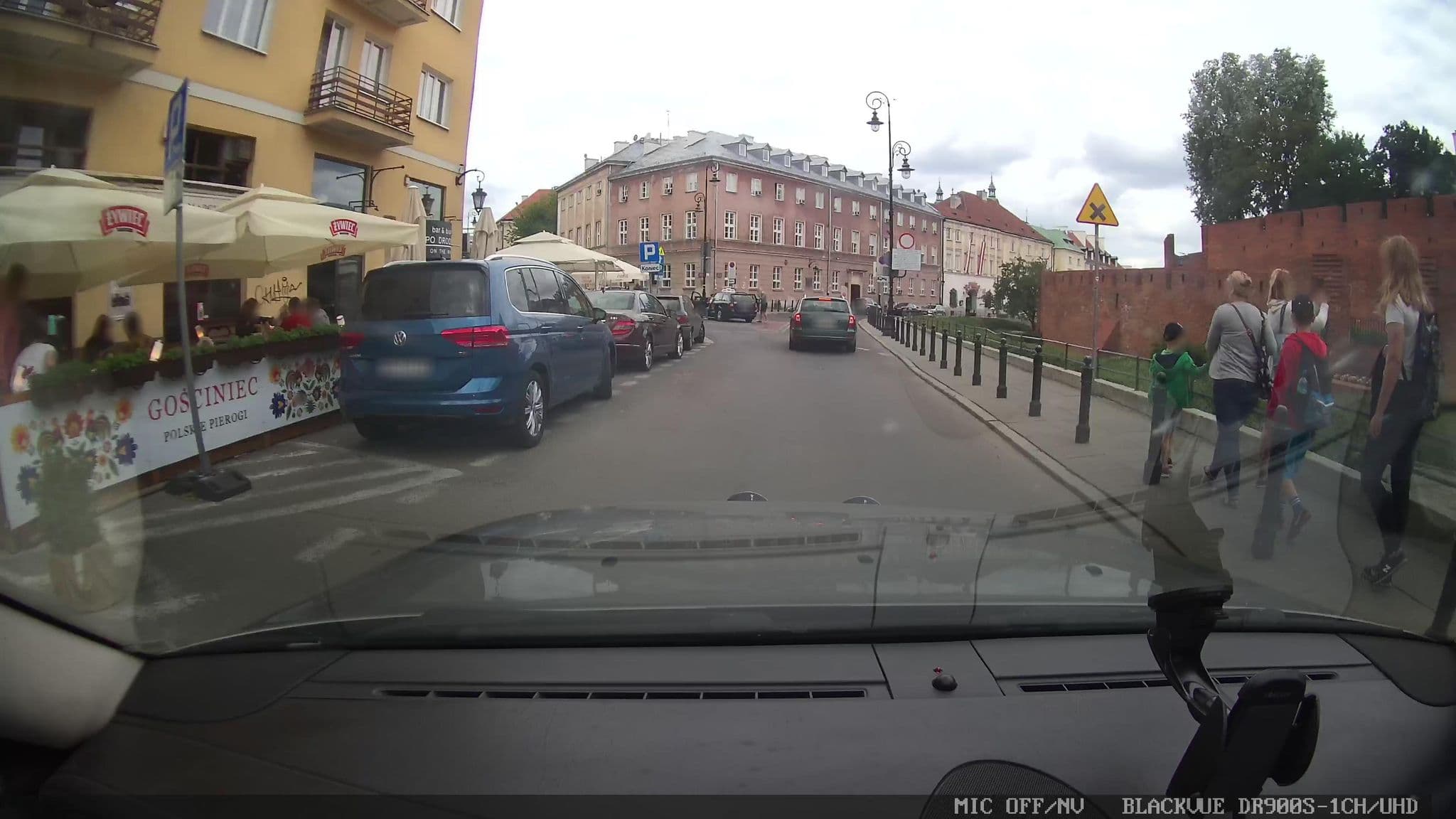 Street view near White Podwale 19, Praga Północ — © grobin (CC BY-SA · Mapillary)