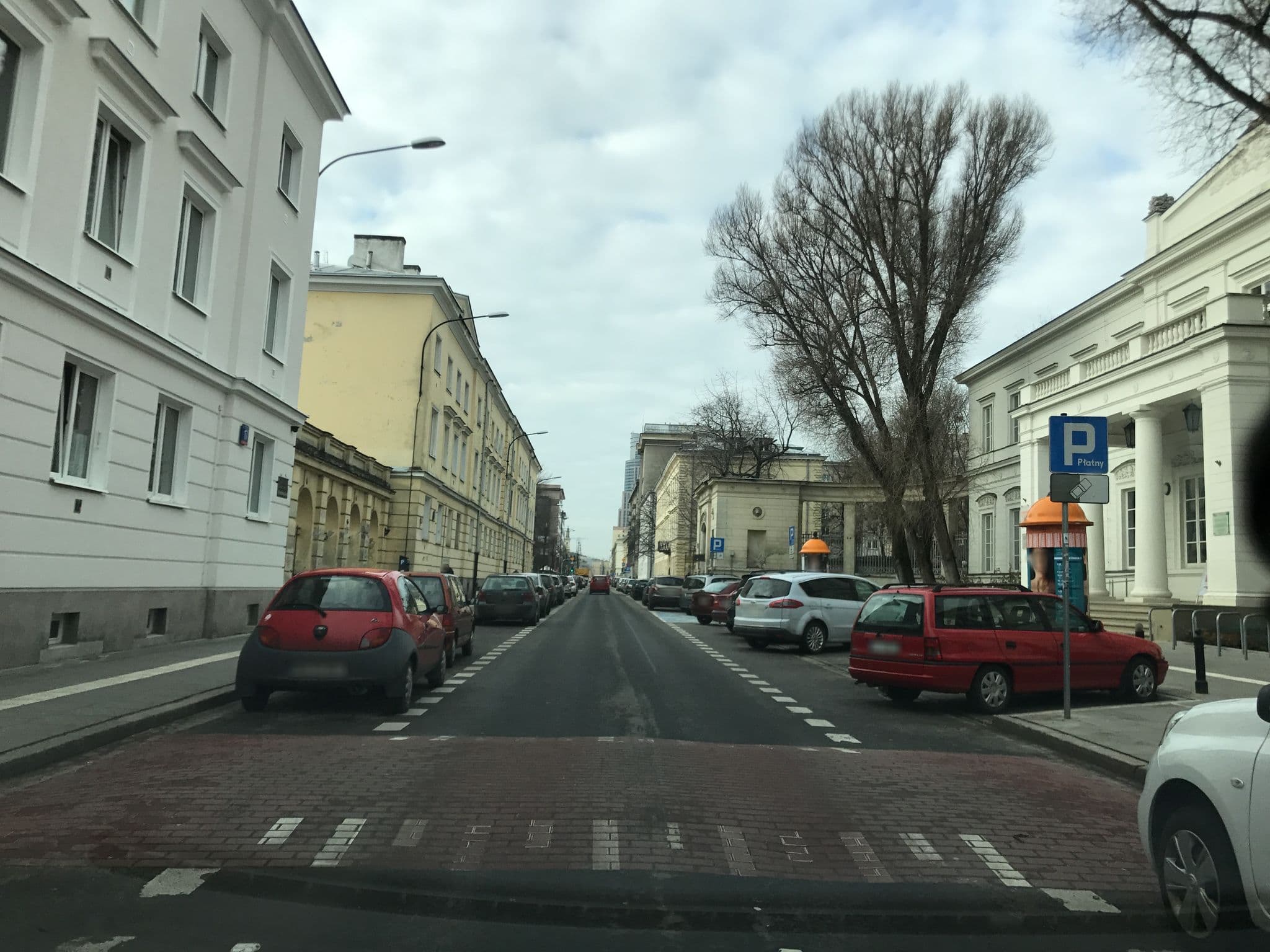 Street view near Elektoralna 17, Warsaw — © fundacja_geolife (CC BY-SA · Mapillary)