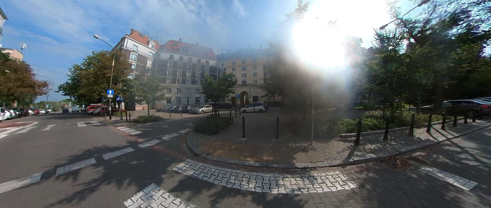 Street view near At the Fountain apartments, Śródmieście — © 9f893cde (CC BY-SA · Mapillary)