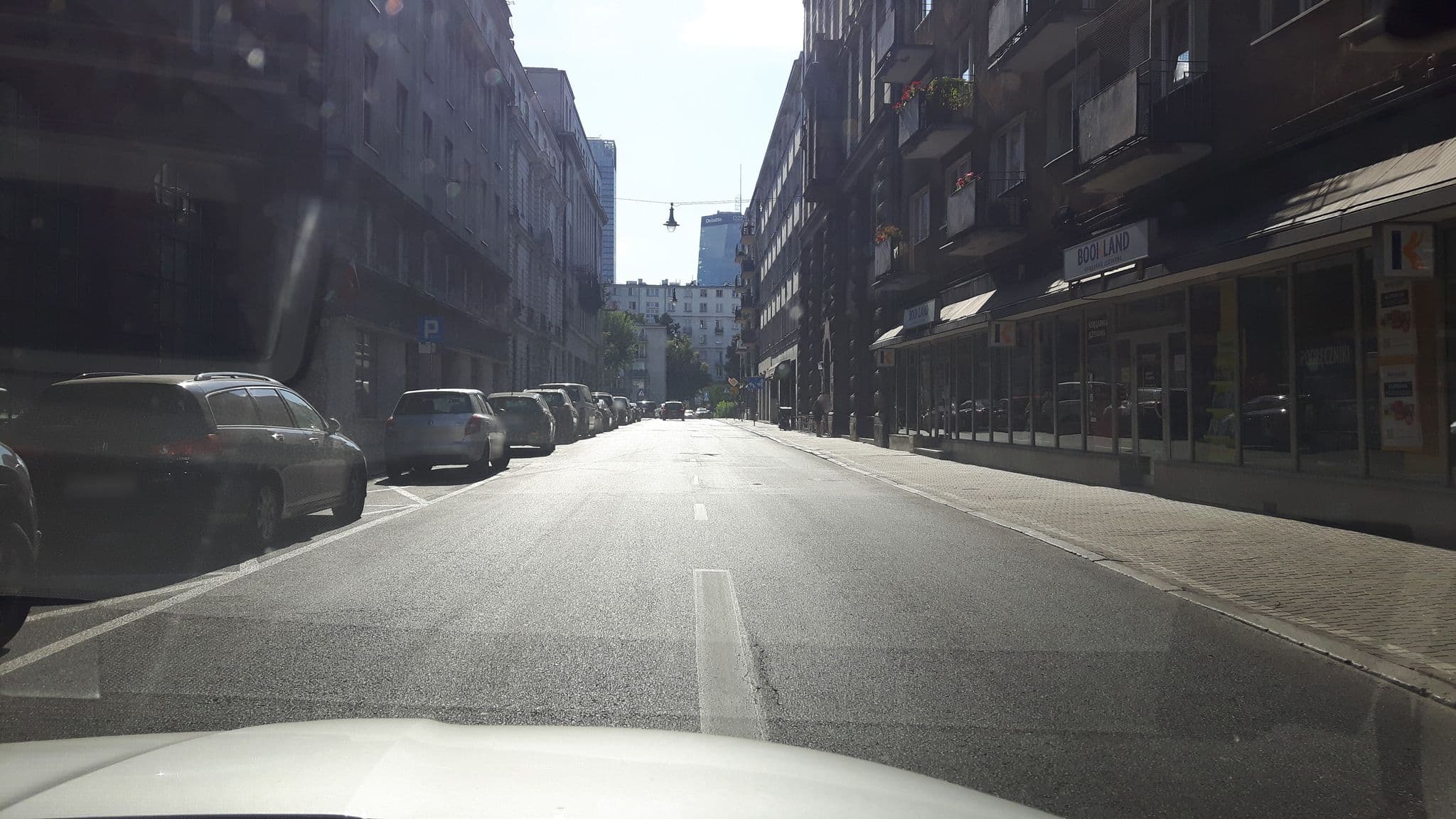 Street view near Warsaw Best Apartments Kredytowa, Warsaw — © andpol_2288 (CC BY-SA · Mapillary)