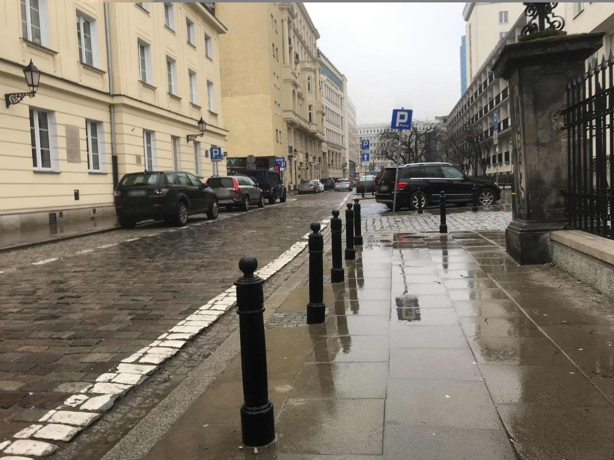 Street view near Unique Warsaw Center Apartment, Śródmieście — © miguel_andrade (CC BY-SA · Mapillary)