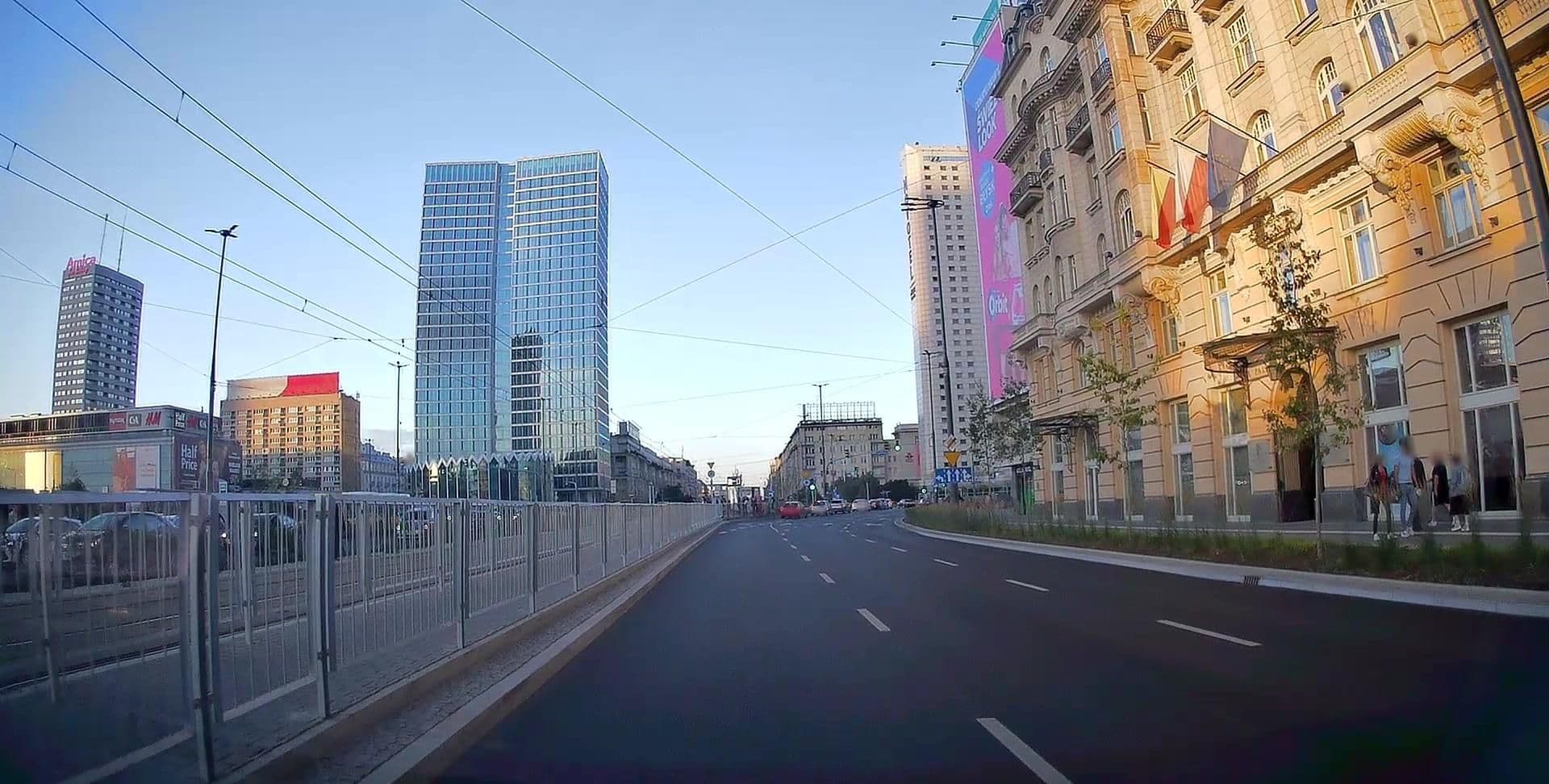Street view near Warsaw Hotel, Warsaw — © 9f893cde (CC BY-SA · Mapillary)
