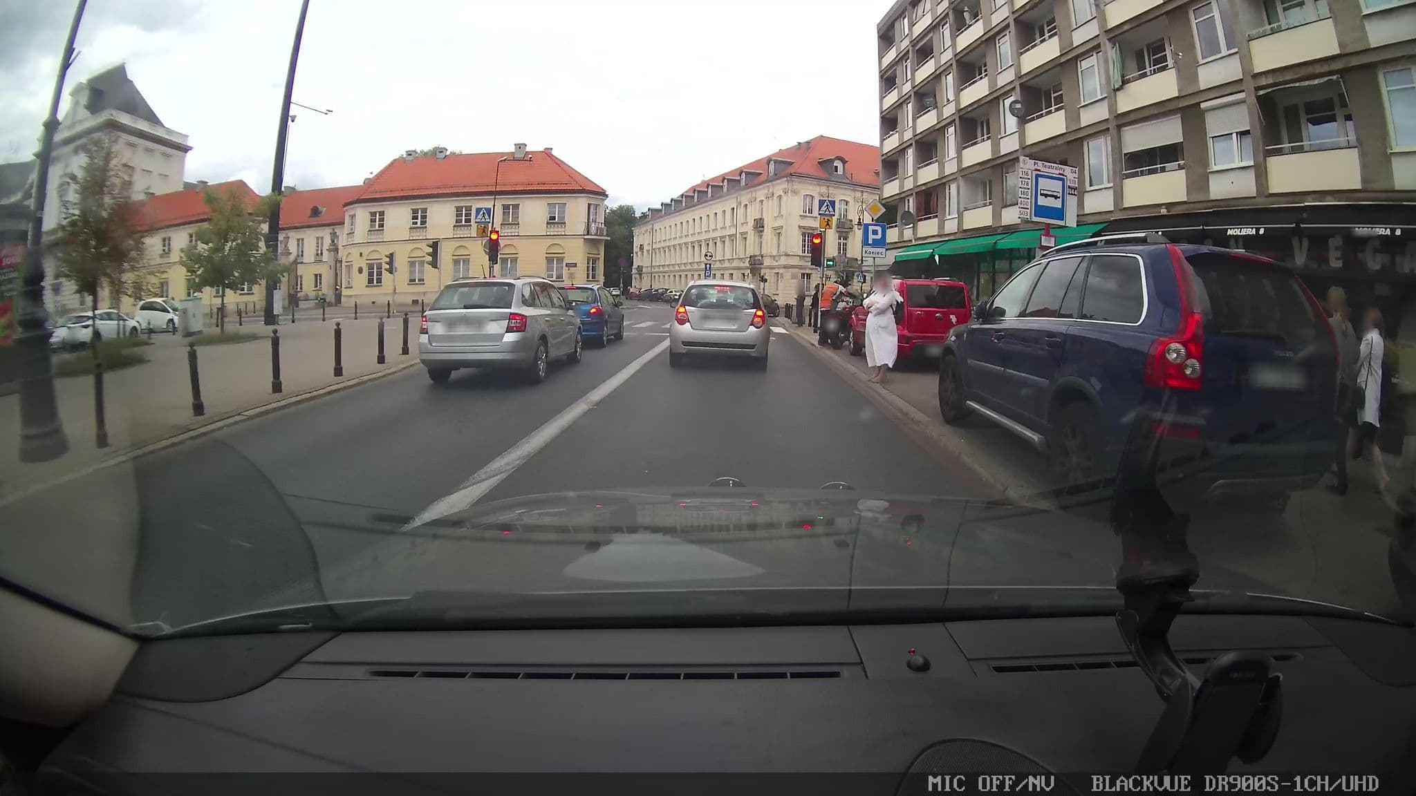 Street view near Moliera 8, Warsaw — © grobin (CC BY-SA · Mapillary)