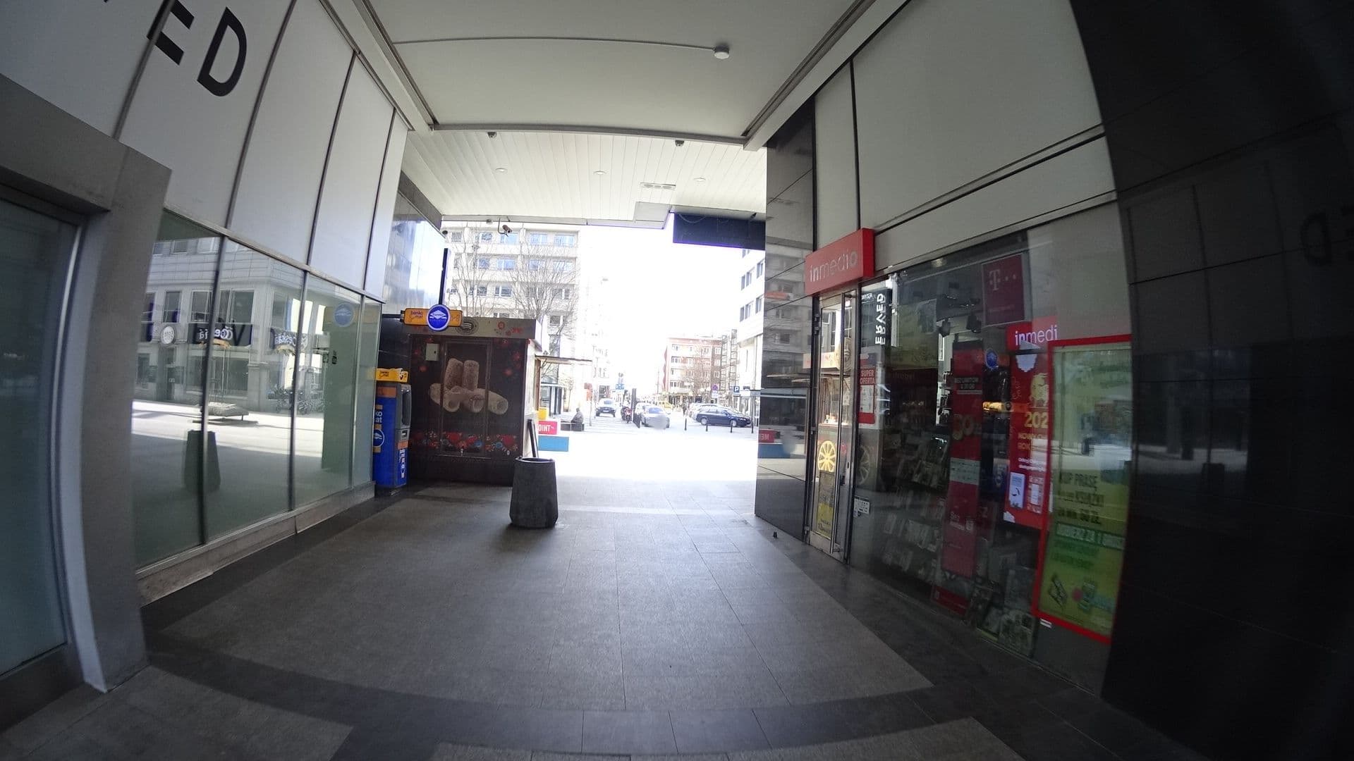 Street view near Złota 11 Resorts & Spa, Warsaw — © awizonosz (CC BY-SA · Mapillary)