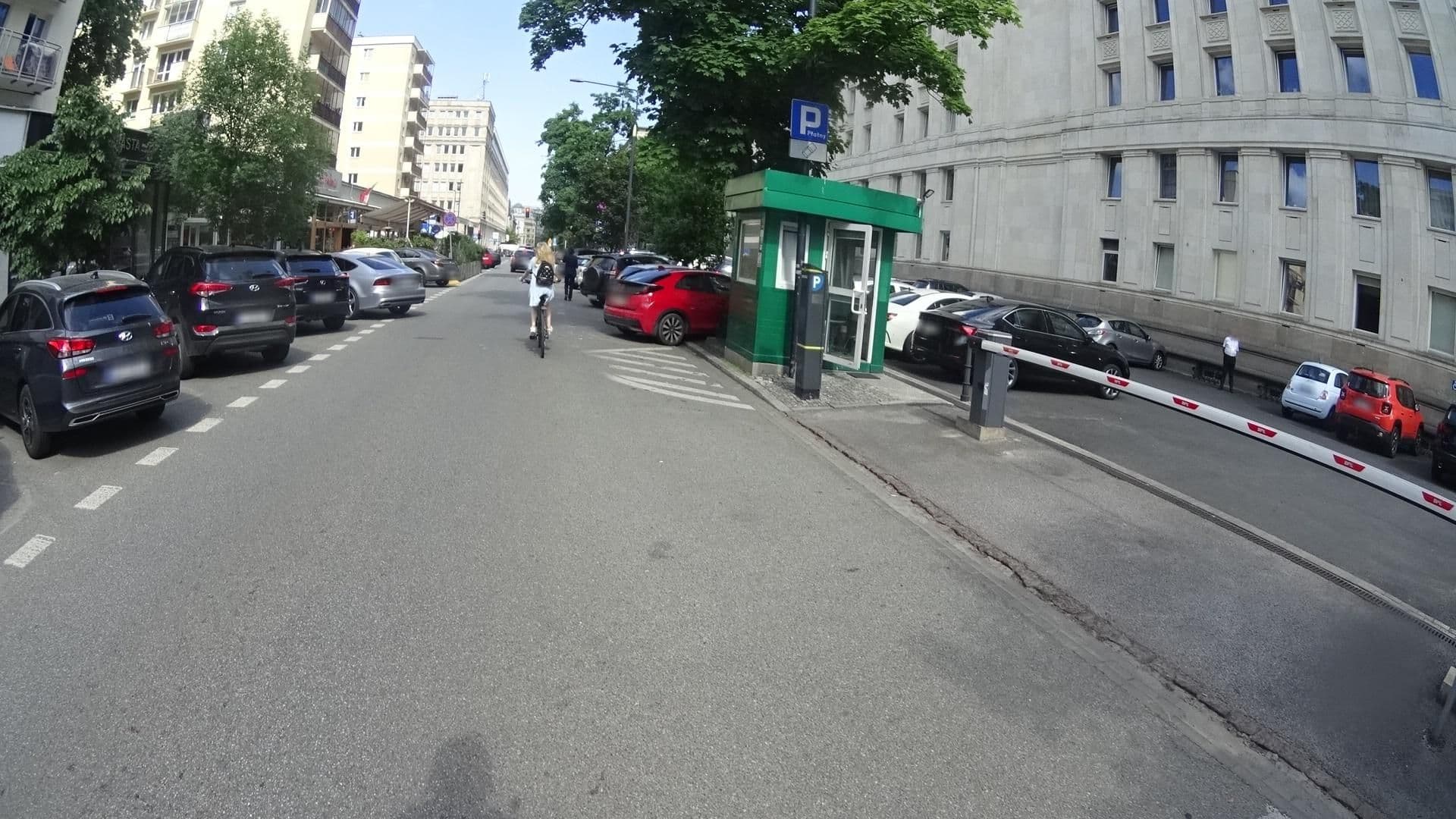 Street view near JR Rental Apartments Żurawia, Śródmieście — © awizonosz (CC BY-SA · Mapillary)