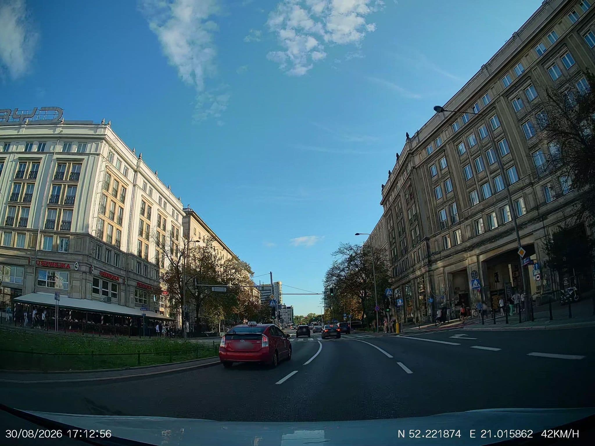 Street view near Biblioteka Instytutu Matematycznego PAN, Śródmieście — © Driven2574 (CC BY-SA · Mapillary)