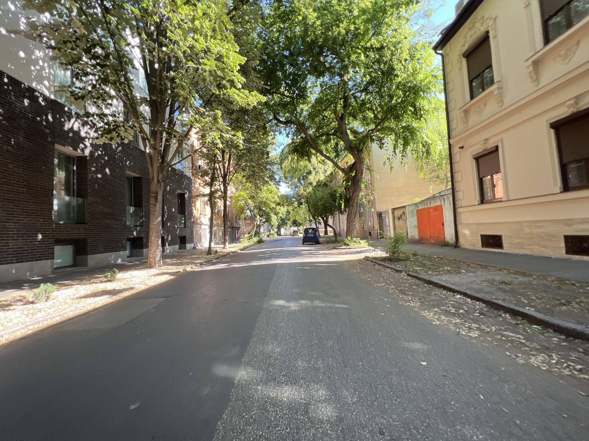 Street view near Kálmán Vendégház, Szeged — © molnarb (CC BY-SA · Mapillary)