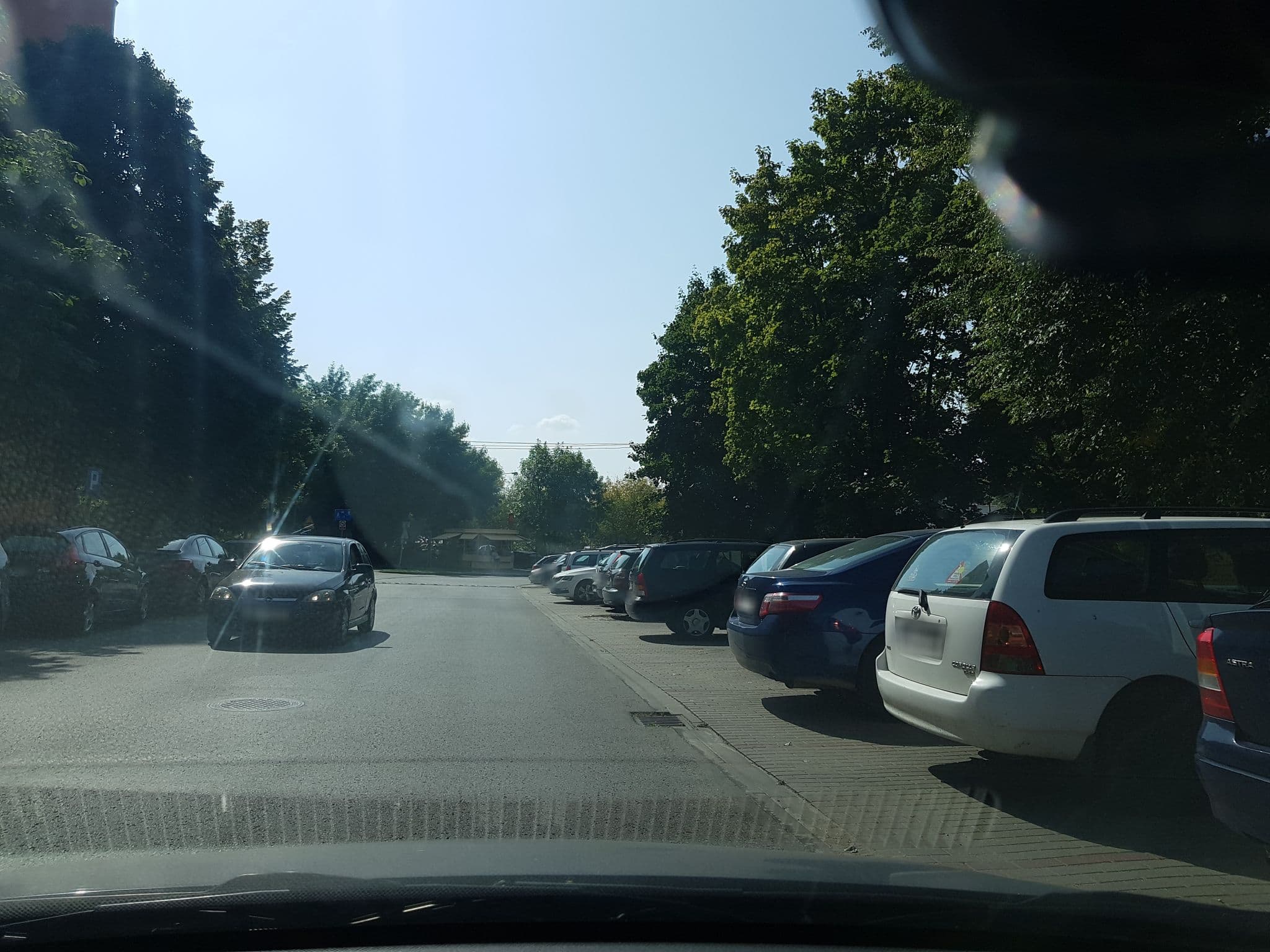 Street view near Teresa Pacuła, Bielany — © kmajcher (CC BY-SA · Mapillary)