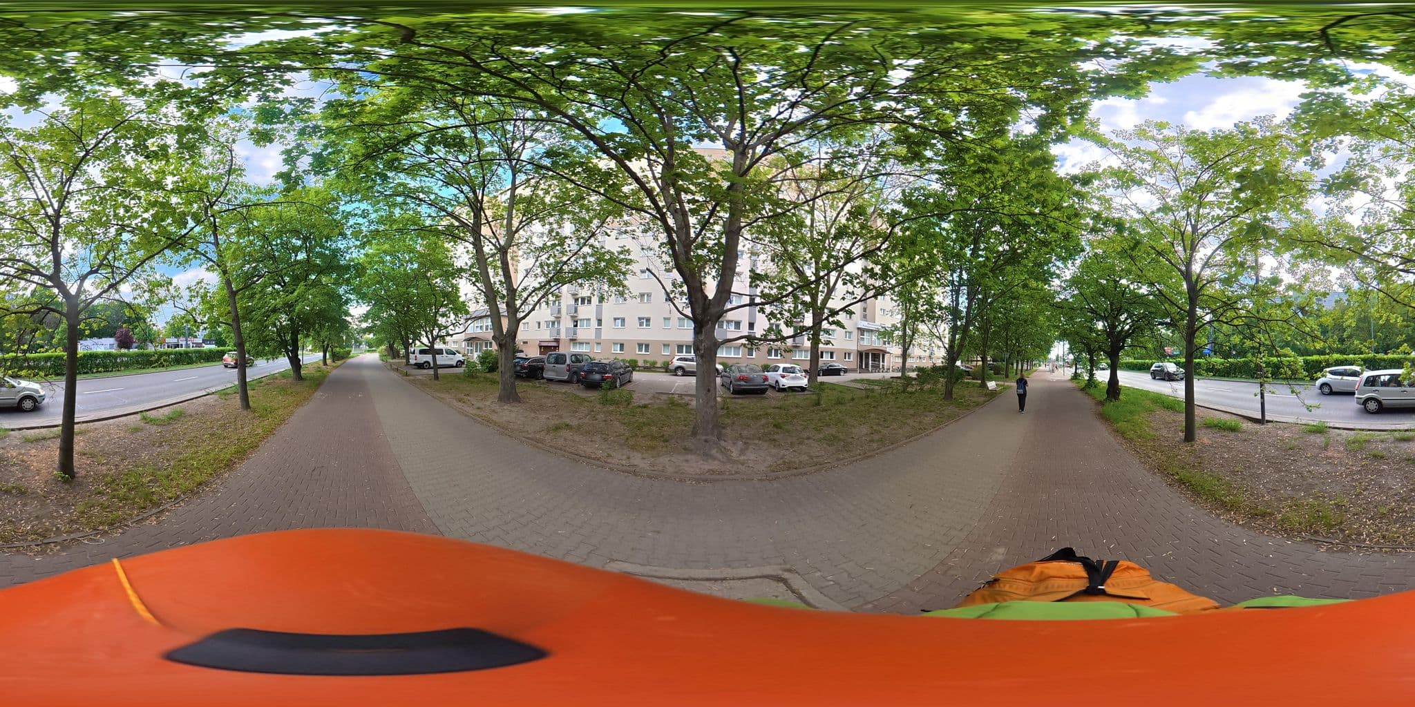 Street view near Ośrodek Szkoleniowo-Hotelowy. Warszawska Okręgowa Izba Pielęgniarek i Położnych Warszawa, Bielany — © awizonosz (CC BY-SA · Mapillary)