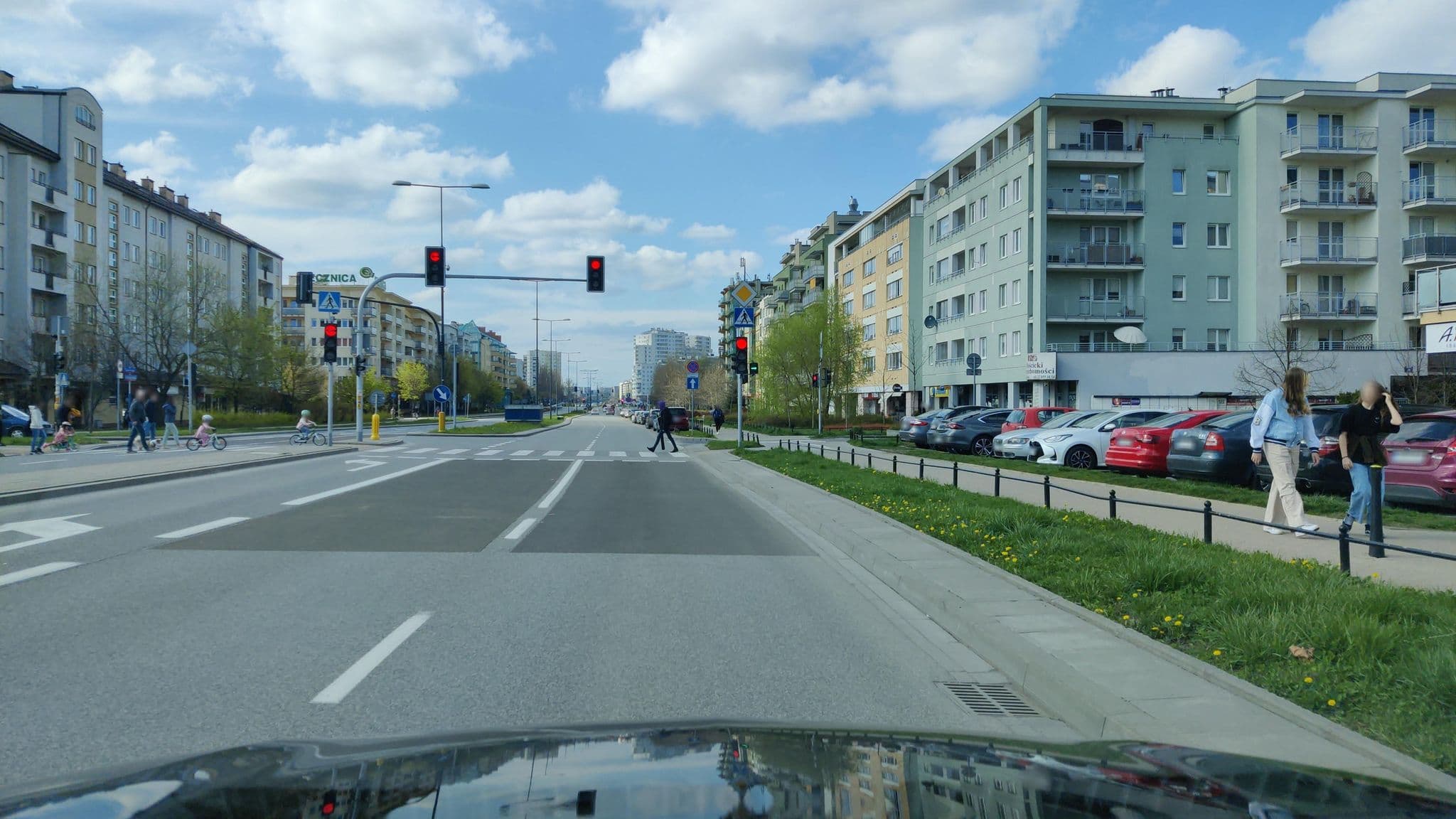 Street view near Kabaty Point, Kabaty — © kietlak (CC BY-SA · Mapillary)