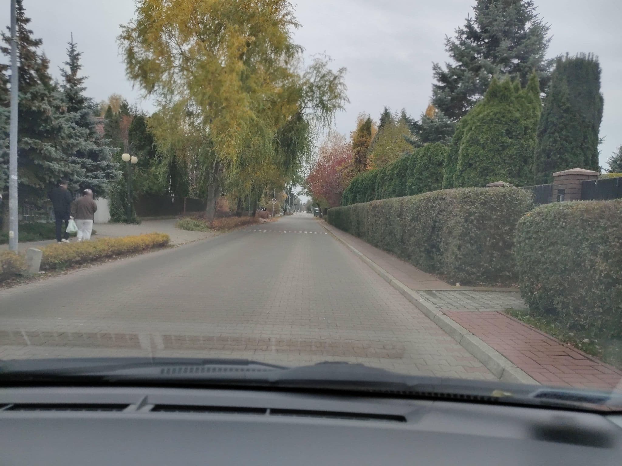 Street view near Warsaw - Apartments Sadyba Wilanów Sp. z o.o., Wilanów — © GanderPL (CC BY-SA · Mapillary)