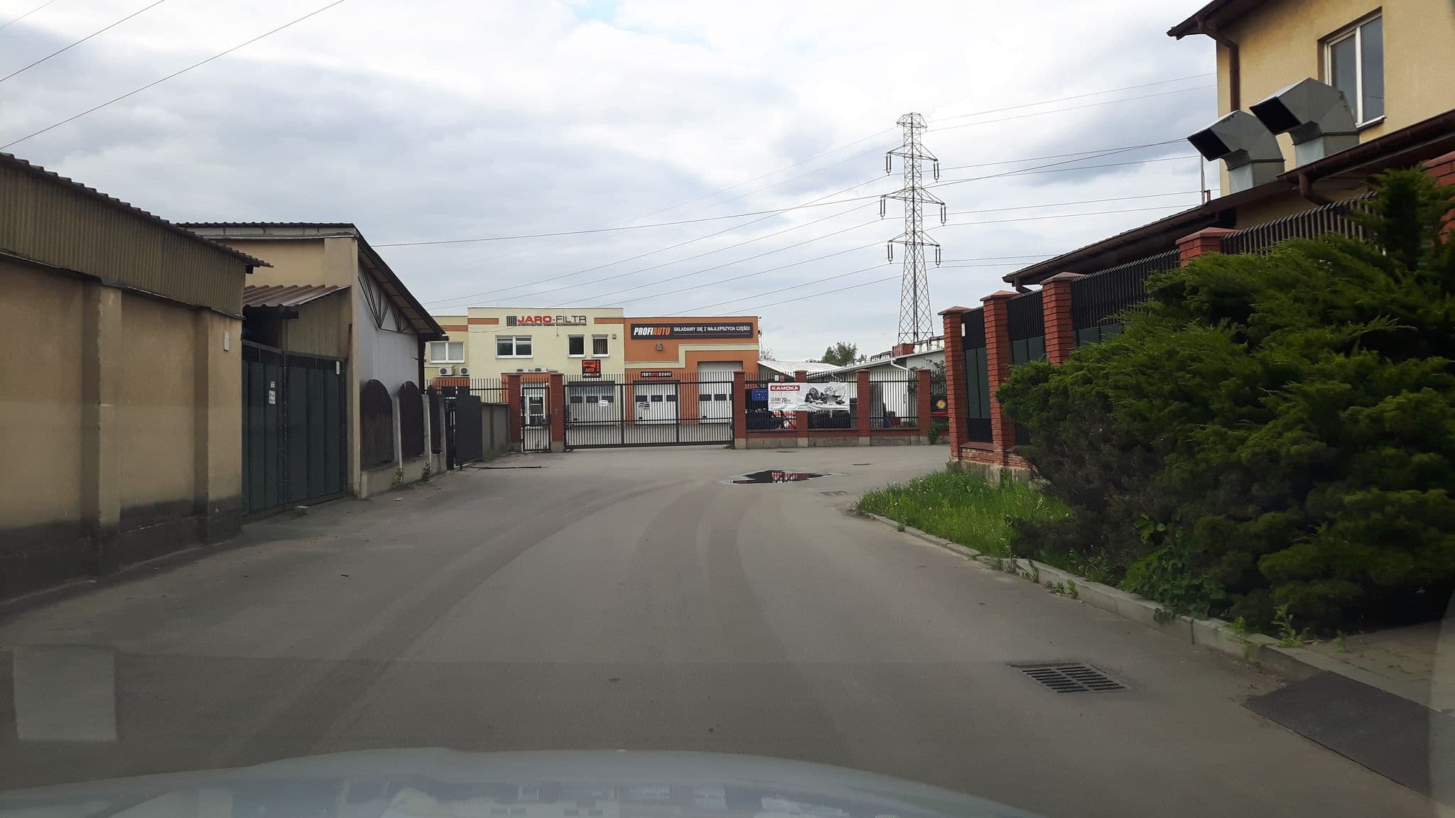 Street view near Auto Alarm Center Clifford. Sosnowski W., Ząbki — © andpol_2288 (CC BY-SA · Mapillary)