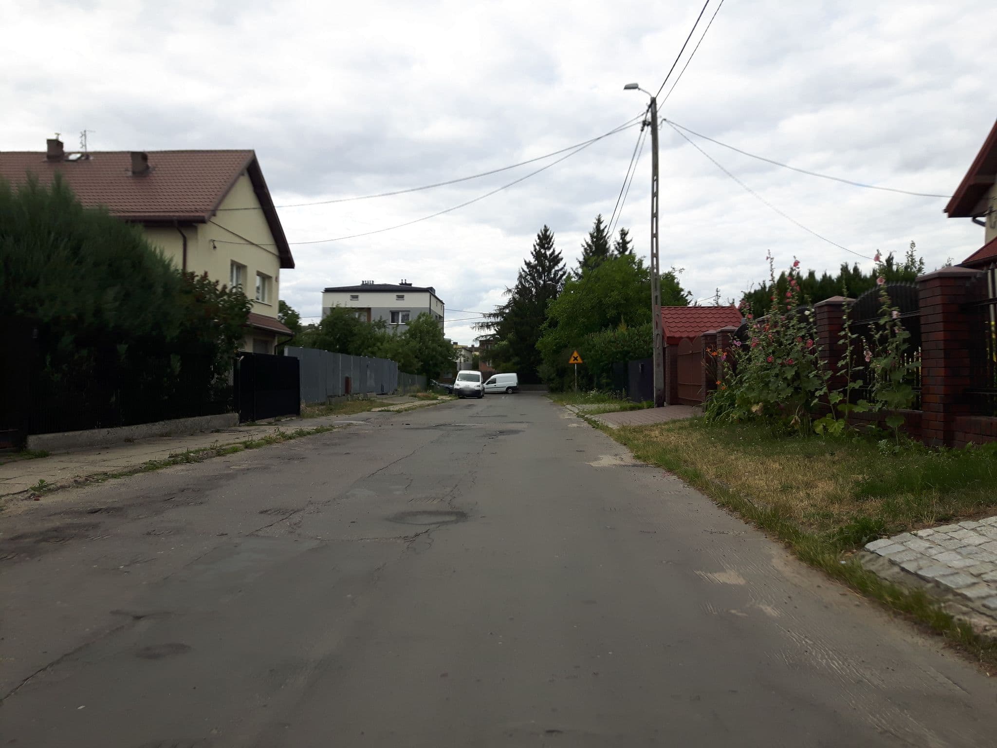 Street view near Odrakiewicz Hanna, Ząbki — © andpol_2288 (CC BY-SA · Mapillary)