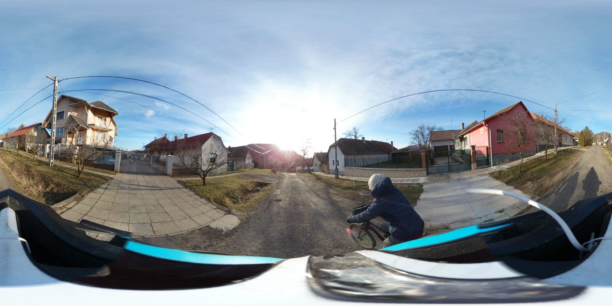 Street view near Boróka kulcsosház, Szob — © tamas (CC BY-SA · Mapillary)