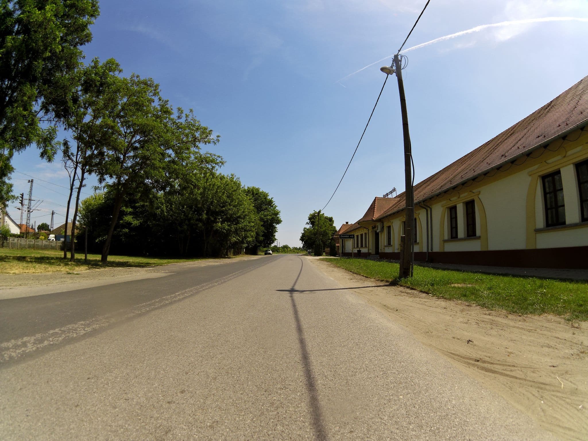 Street view near 100 éves fogadó, Szatymaz — © jlevente (CC BY-SA · Mapillary)