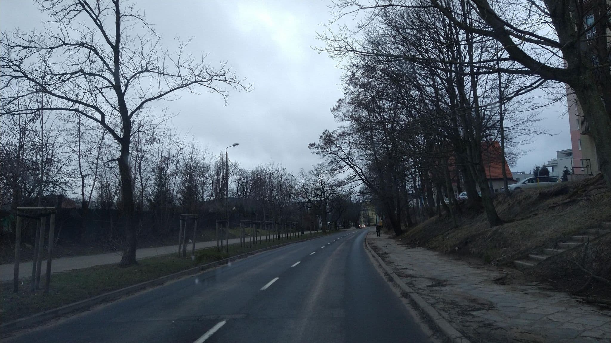 Street view near HoPerkoz. Przedsiębiorstwo Usług Hotelarskich i Mieszkaniowych Sp. z o.o. Olsztyn, Olsztyn — © p210 (CC BY-SA · Mapillary)