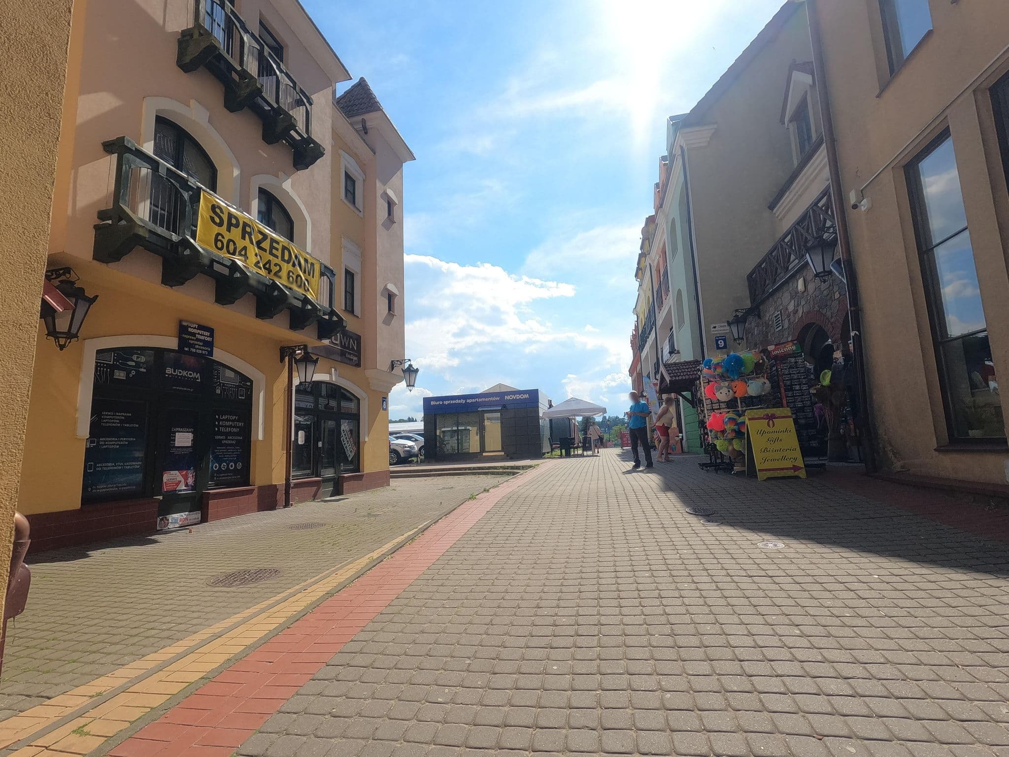 Street view near Mikołajki Apartamenty, Mikołajki — © masterofnoroad (CC BY-SA · Mapillary)