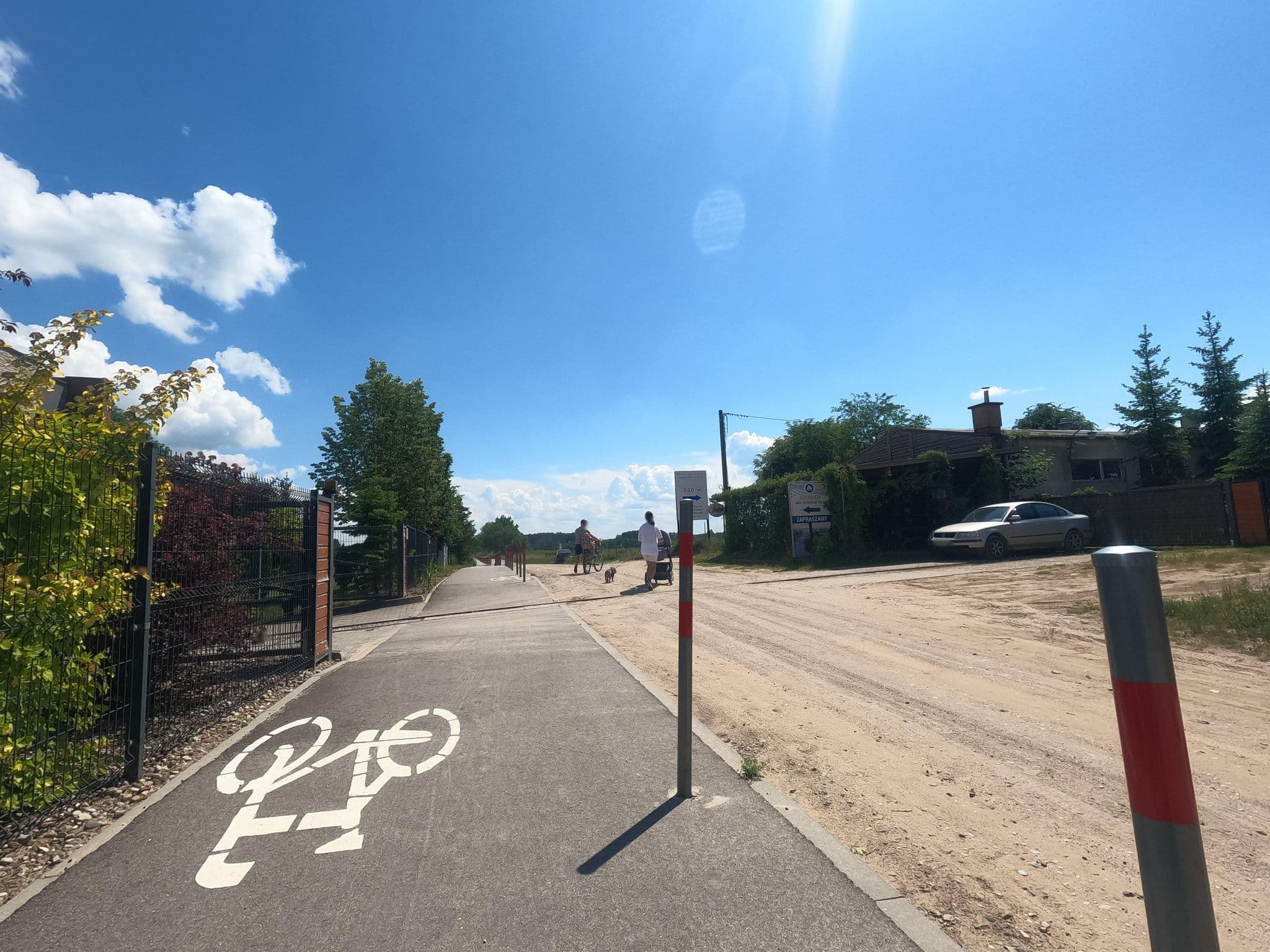 Street view near Restauracja Hotelu Mikołajki Resort by DeSilva, Mikołajki — © masterofnoroad (CC BY-SA · Mapillary)