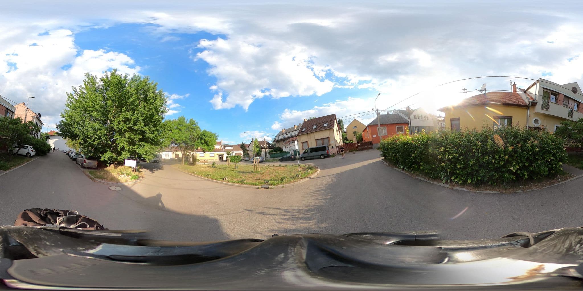 Street view near Garden Inn Budapest, Alsórákos — © grozsa11 (CC BY-SA · Mapillary)