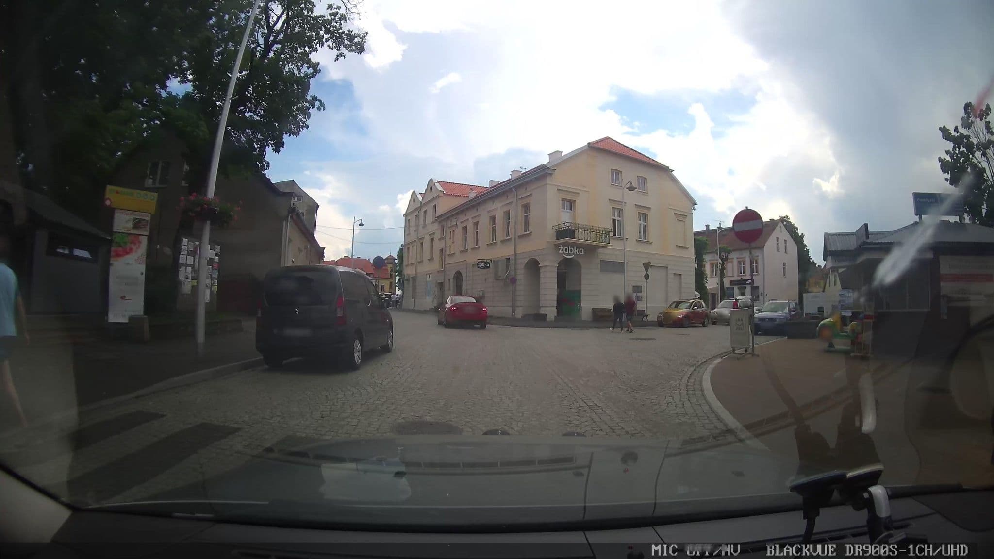 Street view near Złoto Bursztyn Srebro. Leszek Rybski, Mikołajki — © grobin (CC BY-SA · Mapillary)