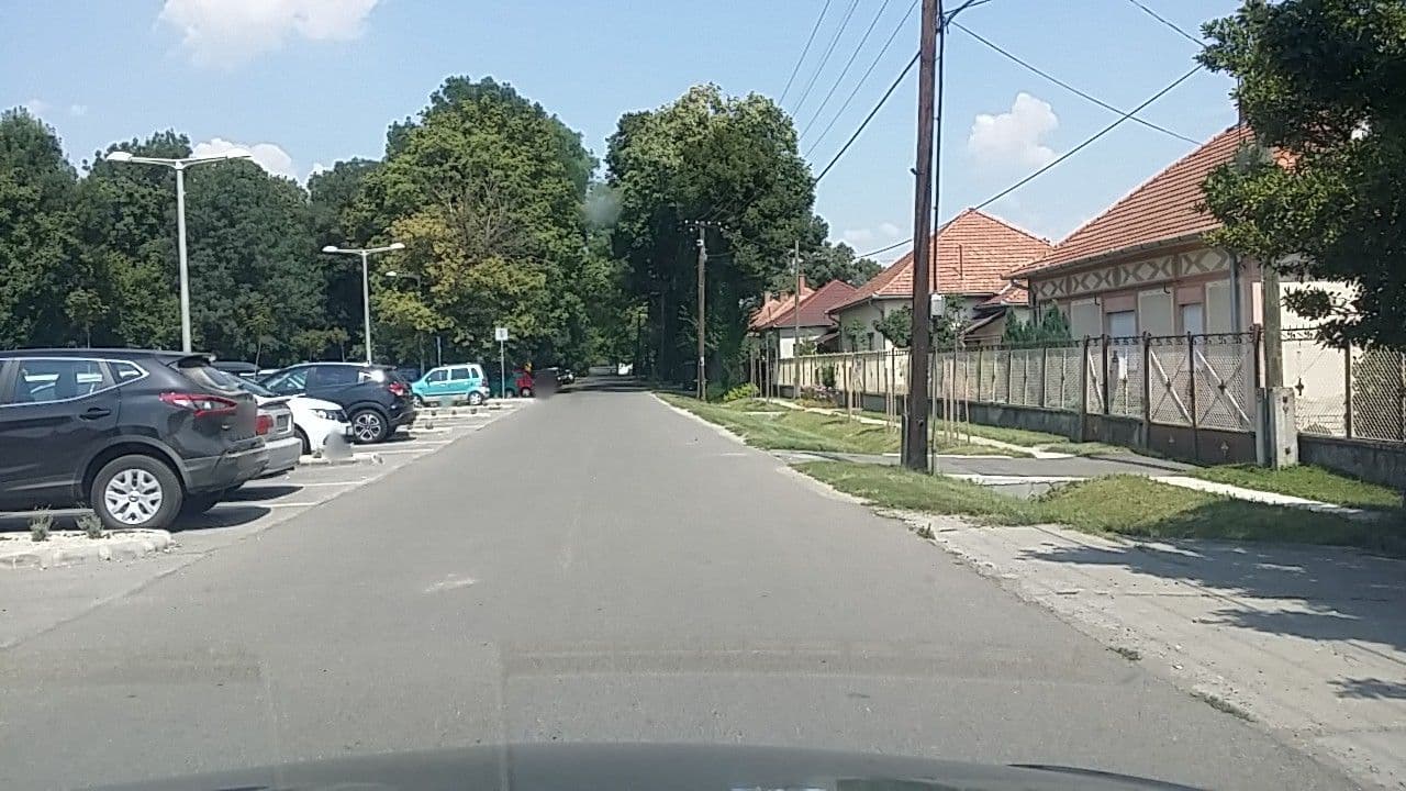 Street view near Szivia Panzió, Gyomaendrőd — © vst (CC BY-SA · Mapillary)