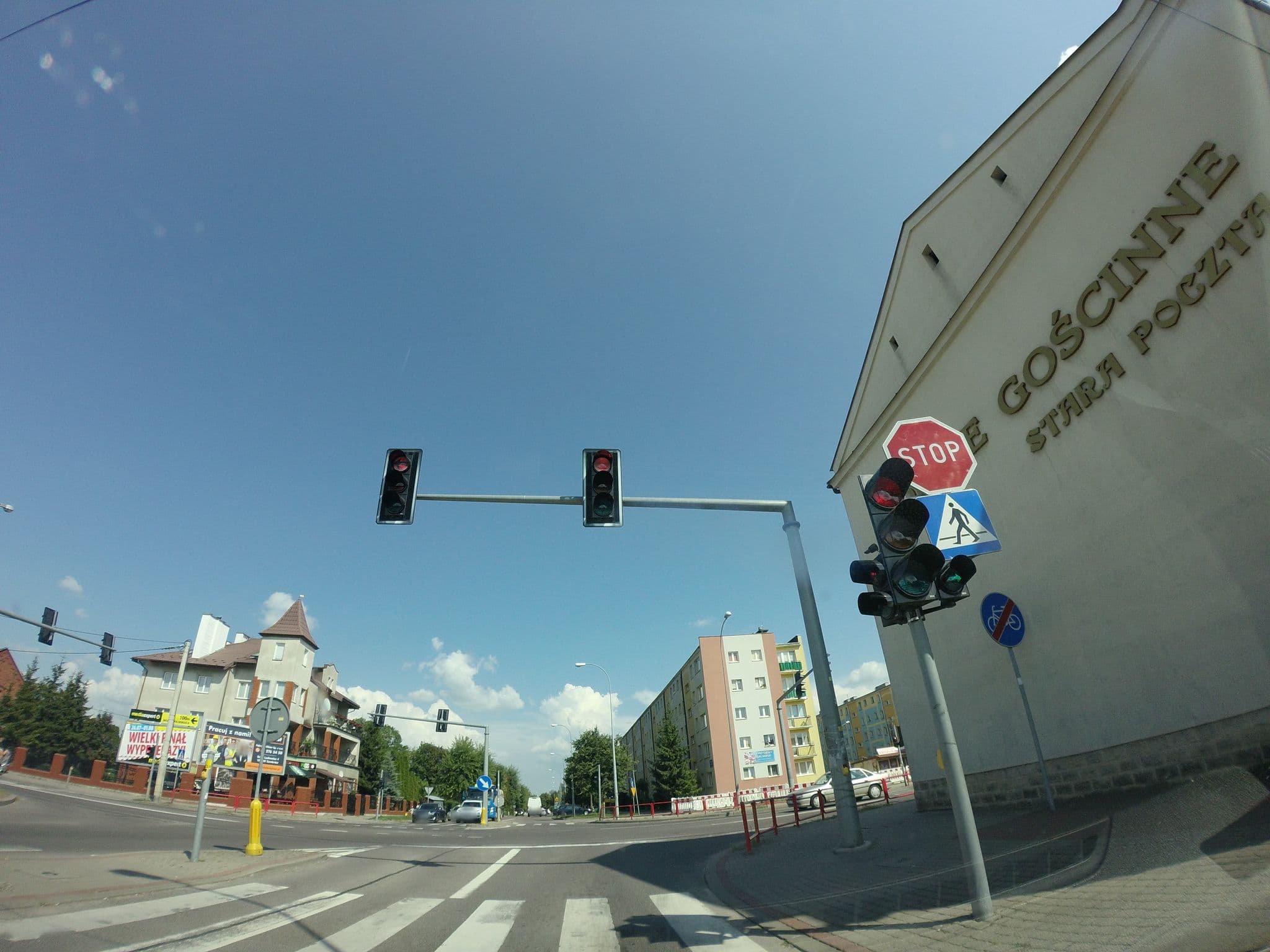Street view near Pokoje Gościnne "Stara Poczta", Zambrów — © czadzik (CC BY-SA · Mapillary)