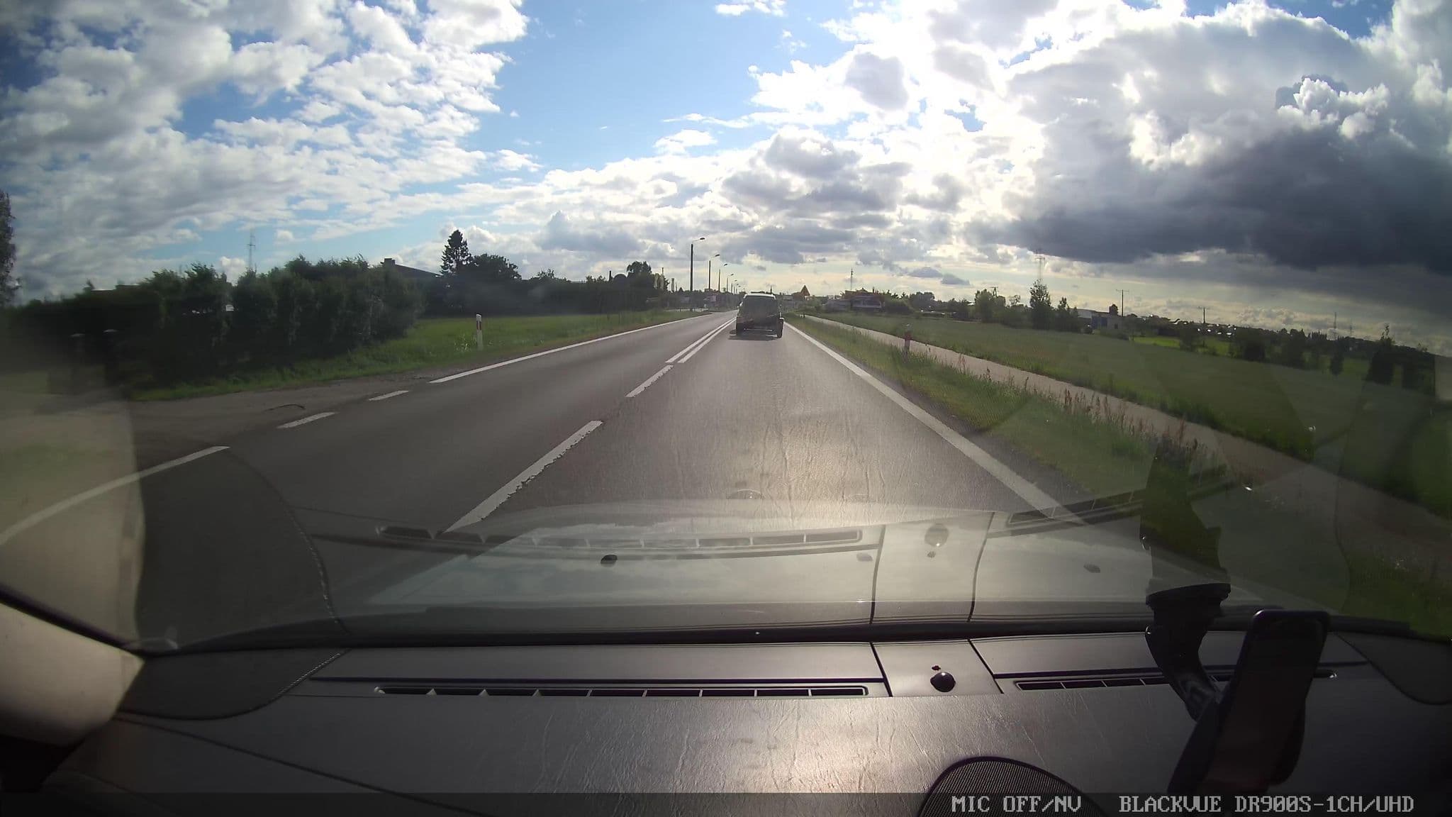 Street view near Uslugu Hotelarskie, Grajewo — © grobin (CC BY-SA · Mapillary)