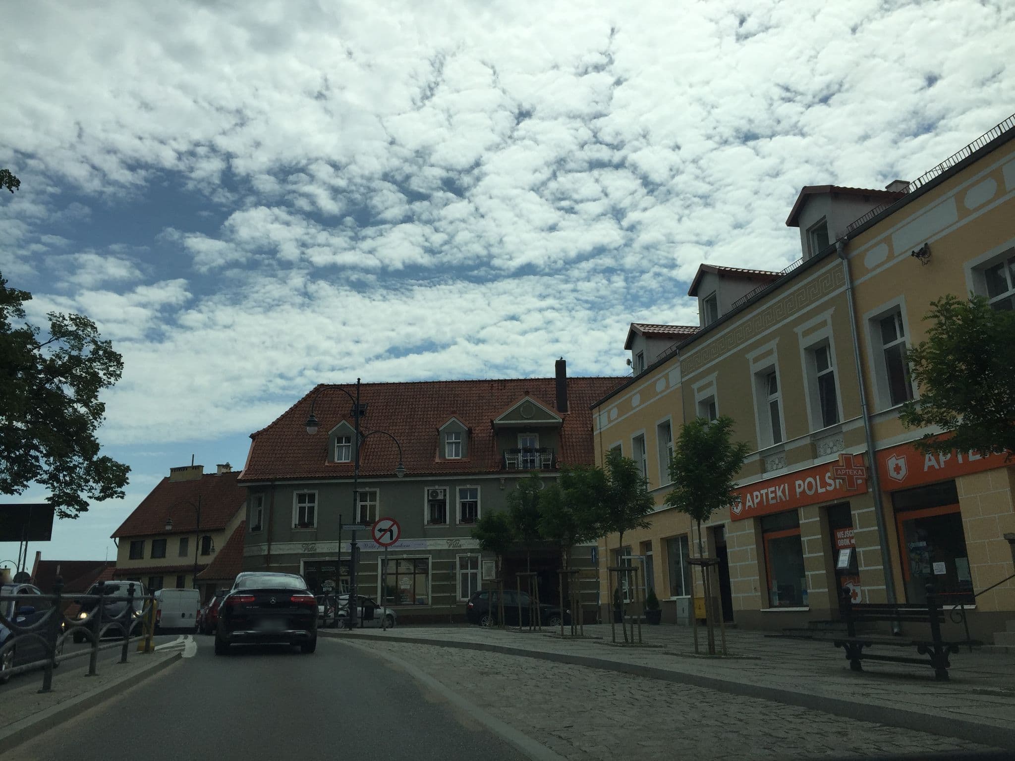 Street view near Willa Pod Zamkiem, Ryn — © richlv (CC BY-SA · Mapillary)