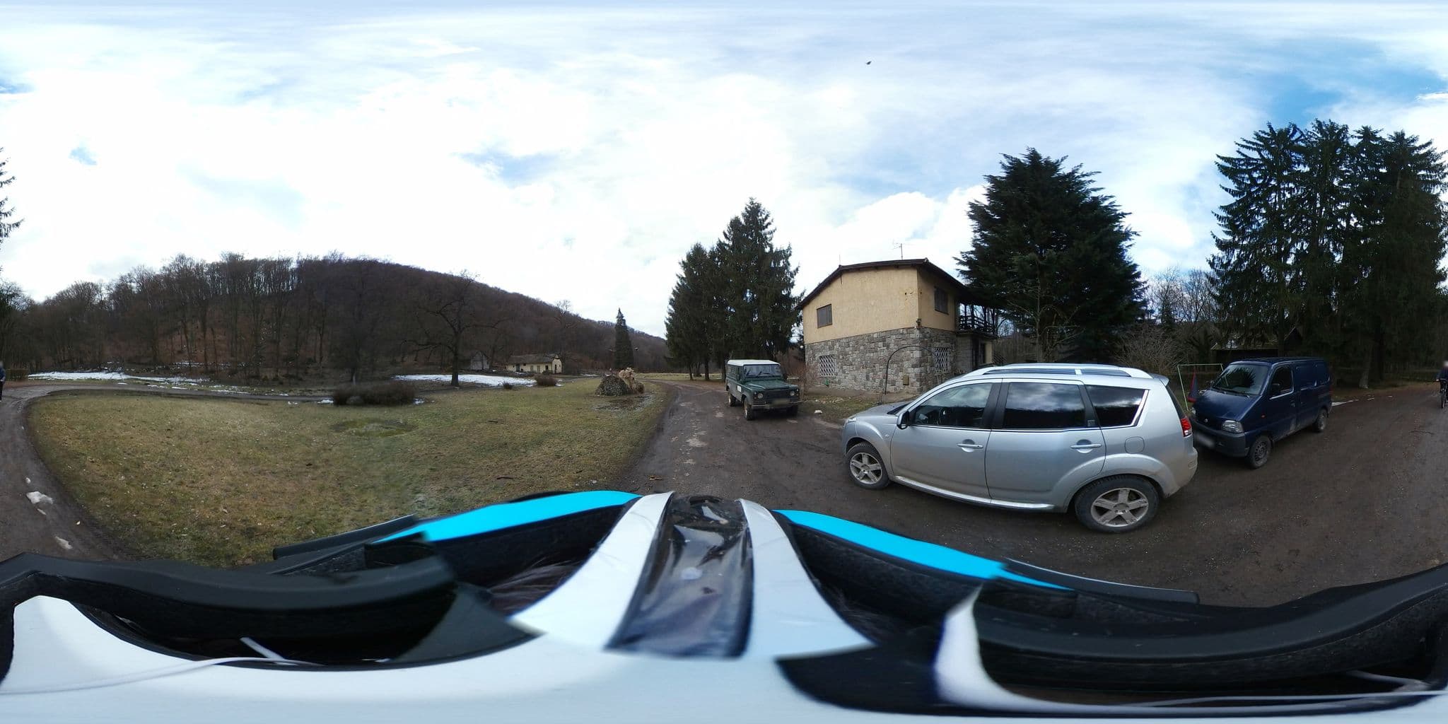 Street view near Hamvaskői Vadászház, Pilismarót — © tamas (CC BY-SA · Mapillary)