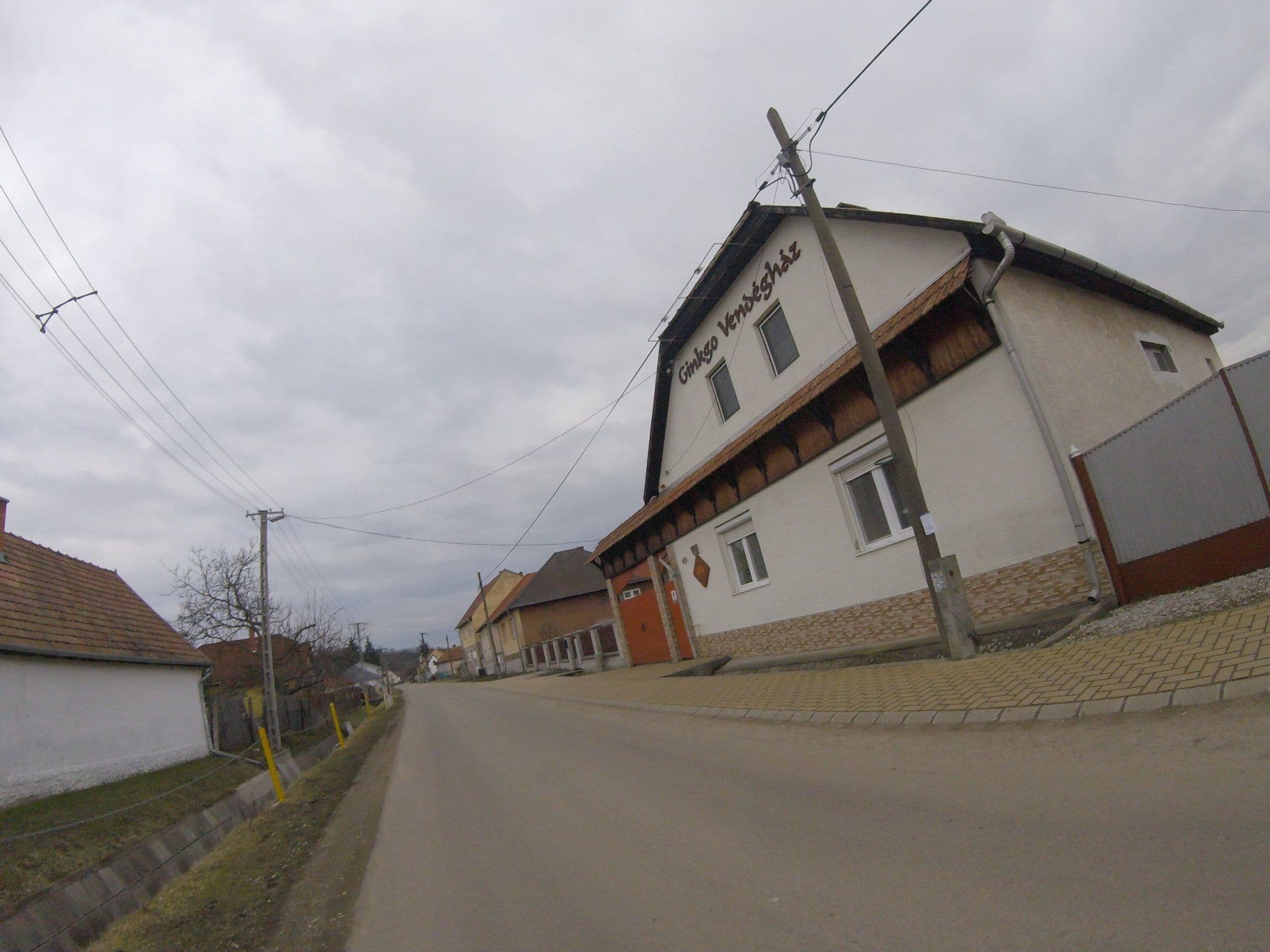Street view near Ginkgo Vendégház, Kerecsend — © utvonalfelmeresek (CC BY-SA · Mapillary)