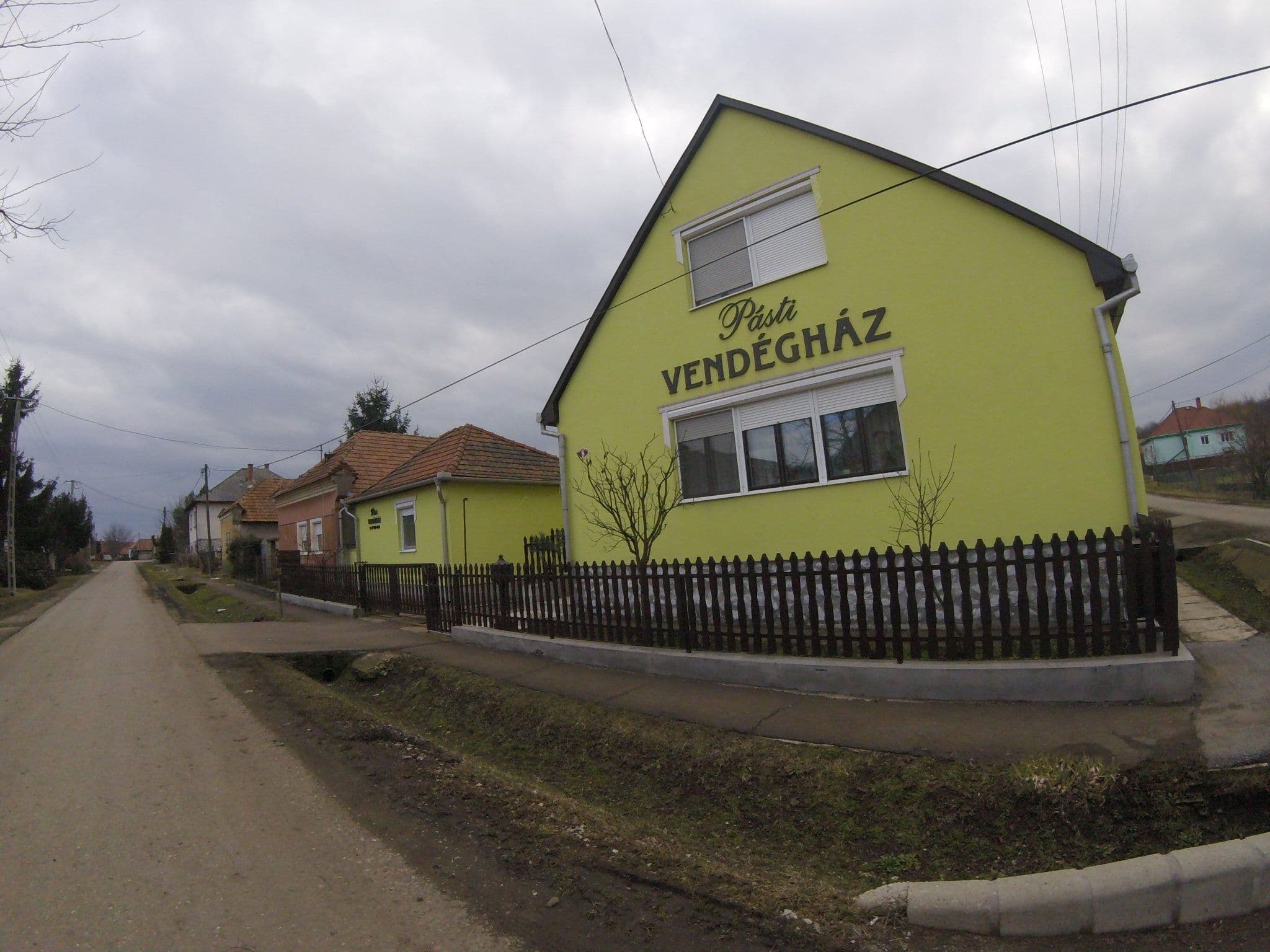 Street view near Pásti vendégház, Egerszalók — © utvonalfelmeresek (CC BY-SA · Mapillary)