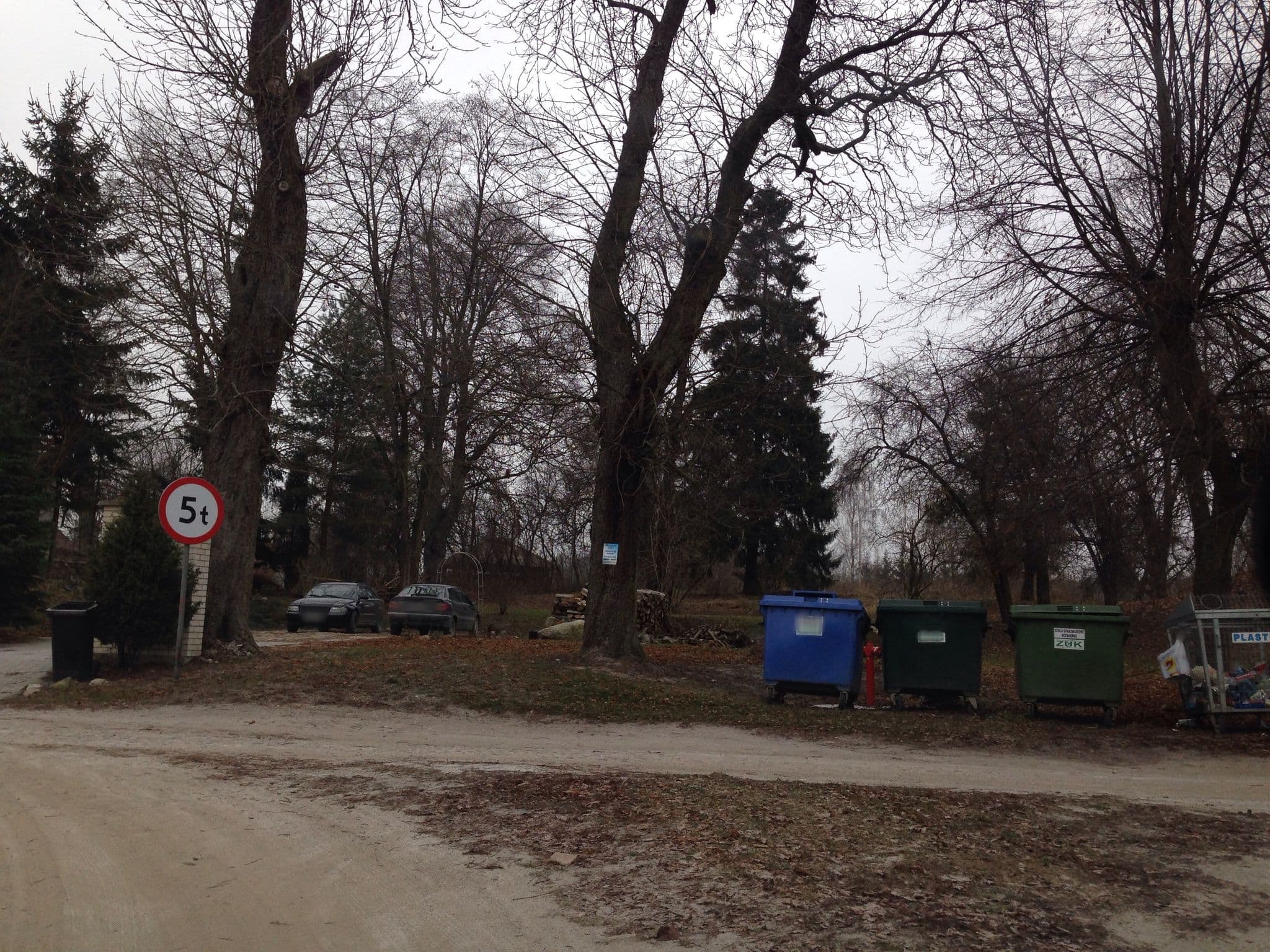 Street view near Dwór Barocco, Reszel — © fundacja_geolife (CC BY-SA · Mapillary)