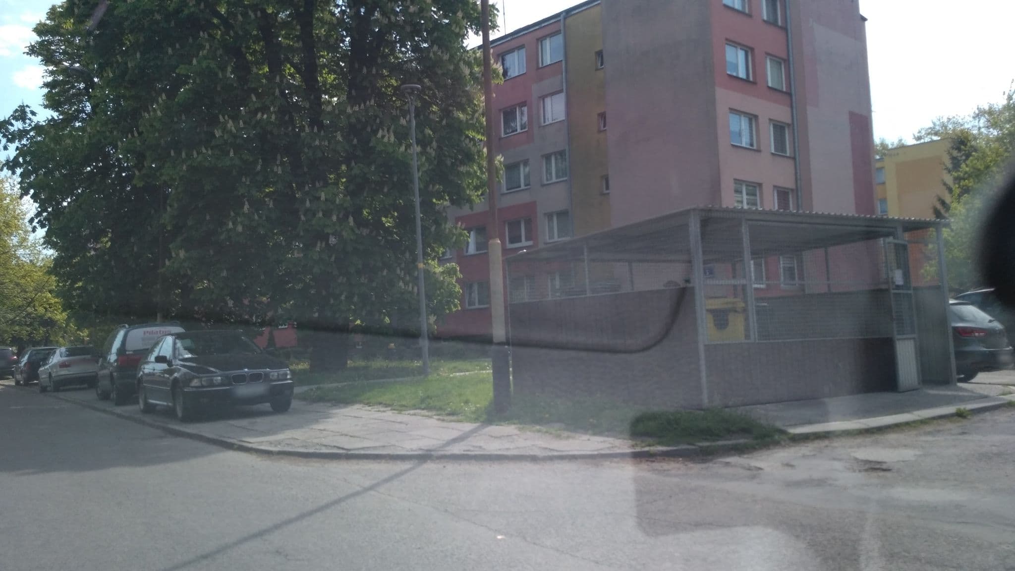 Street view near Wspólnota Mieszkaniowa Nieruchomosci os Pułaskiego 3 W Jarosławiu, Jarosław — © czecko (CC BY-SA · Mapillary)