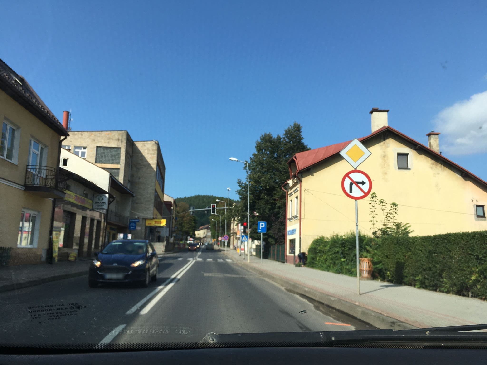 Street view near Agnieszka Baluch Firma Handlowo Usługowa Viking Noclegi Transport Rekreacja, Ustrzyki Dolne — © szurek (CC BY-SA · Mapillary)