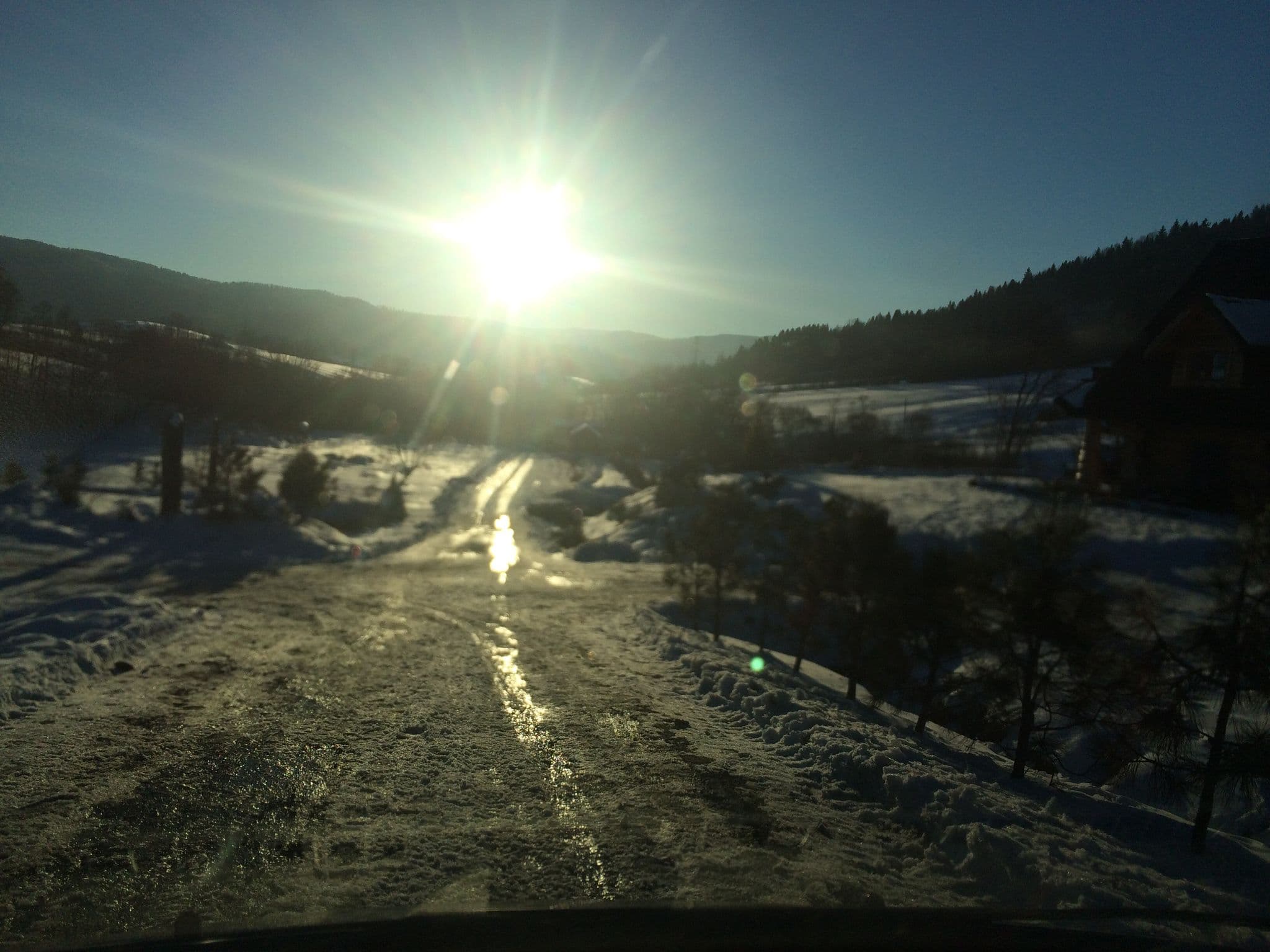 Street view near Anna PAWLAK ''WILCZA JAMA'', Ustrzyki Dolne — © zvid (CC BY-SA · Mapillary)