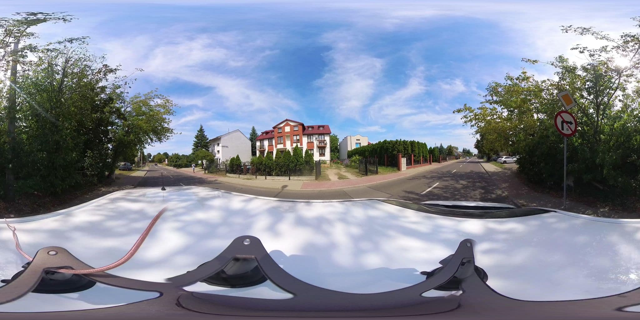 Street view near Hotel Leon, Biała Podlaska — © farmer798 (CC BY-SA · Mapillary)