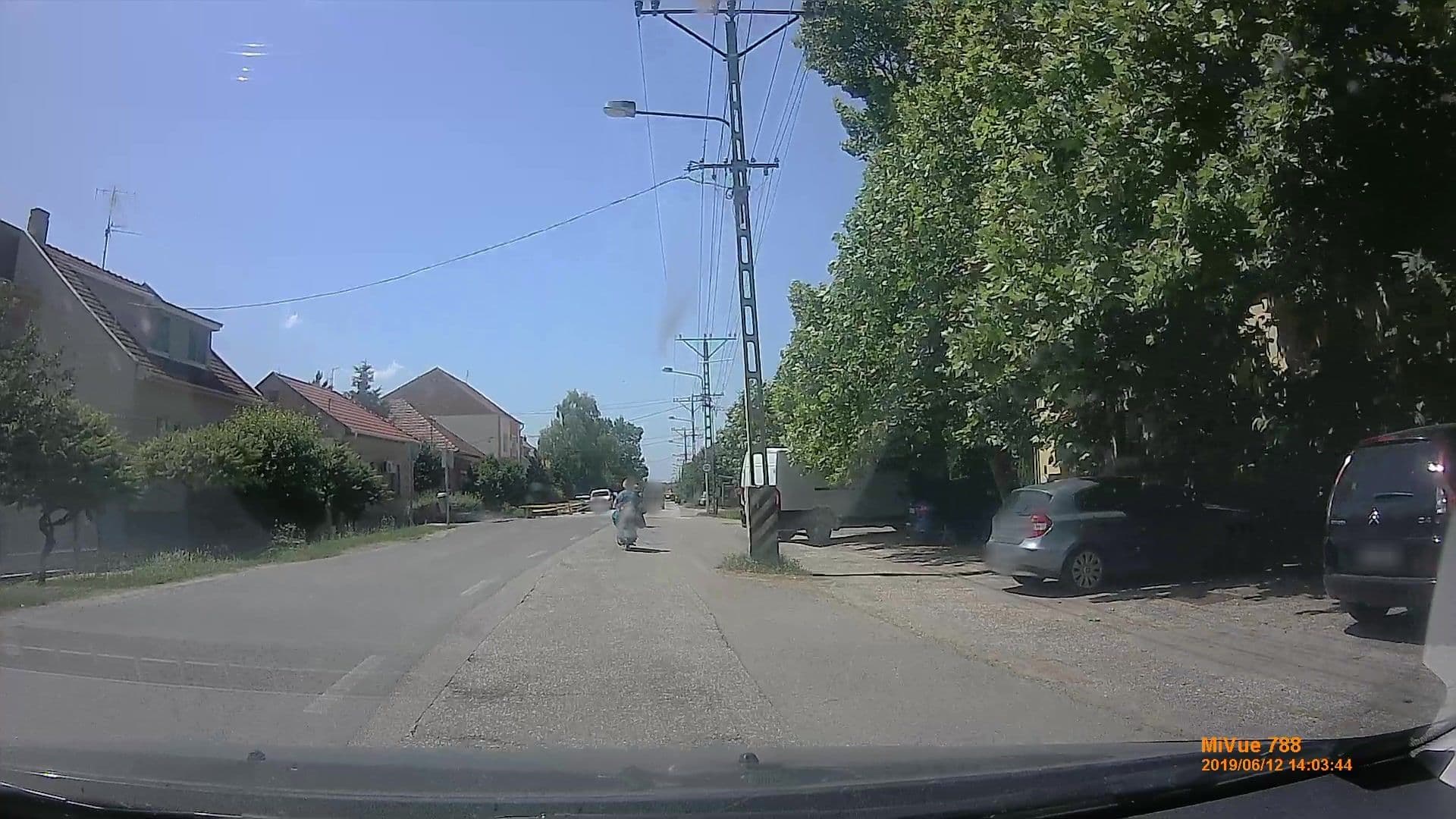 Street view near Aranylabda panzió, Újszeged — © geox123 (CC BY-SA · Mapillary)