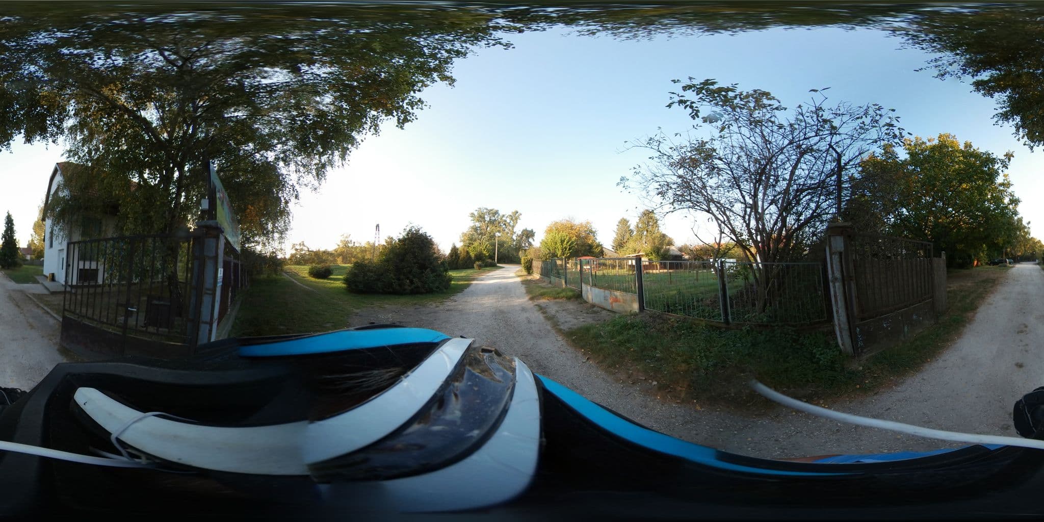 Street view near Mártoni tábor, Szigetújfalu — © tamas (CC BY-SA · Mapillary)