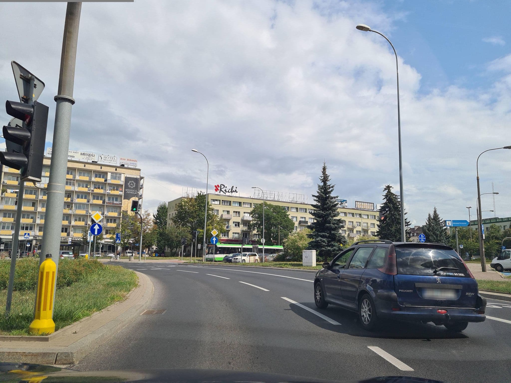 Street view near Hostel Białystok Centrum, Białystok — © kino (CC BY-SA · Mapillary)