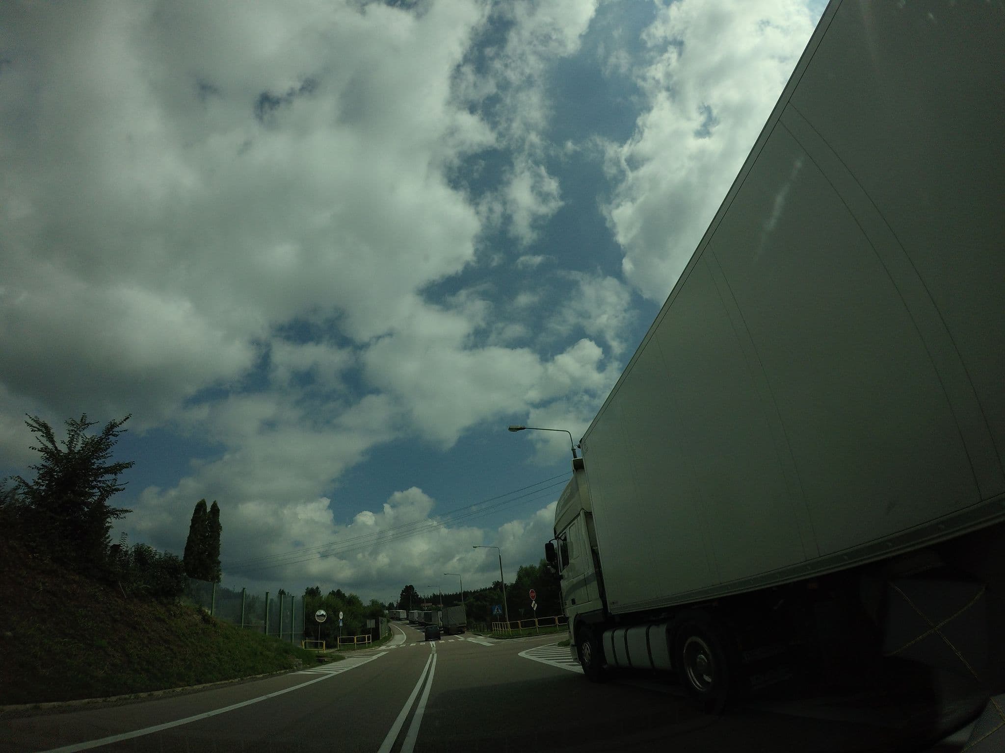 Street view near Zajazd Sosna Grzegorz Sosiński, Kuźnica — © czadzik (CC BY-SA · Mapillary)