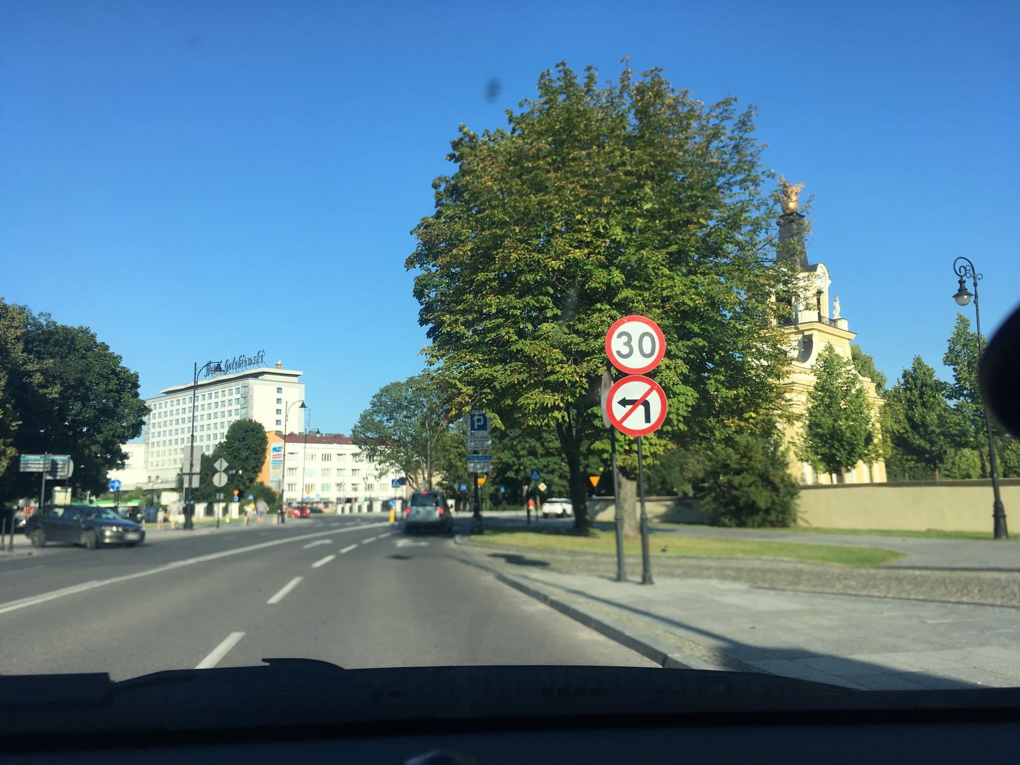 Street view near Apartament Pałacowy, Białystok — © szurek (CC BY-SA · Mapillary)