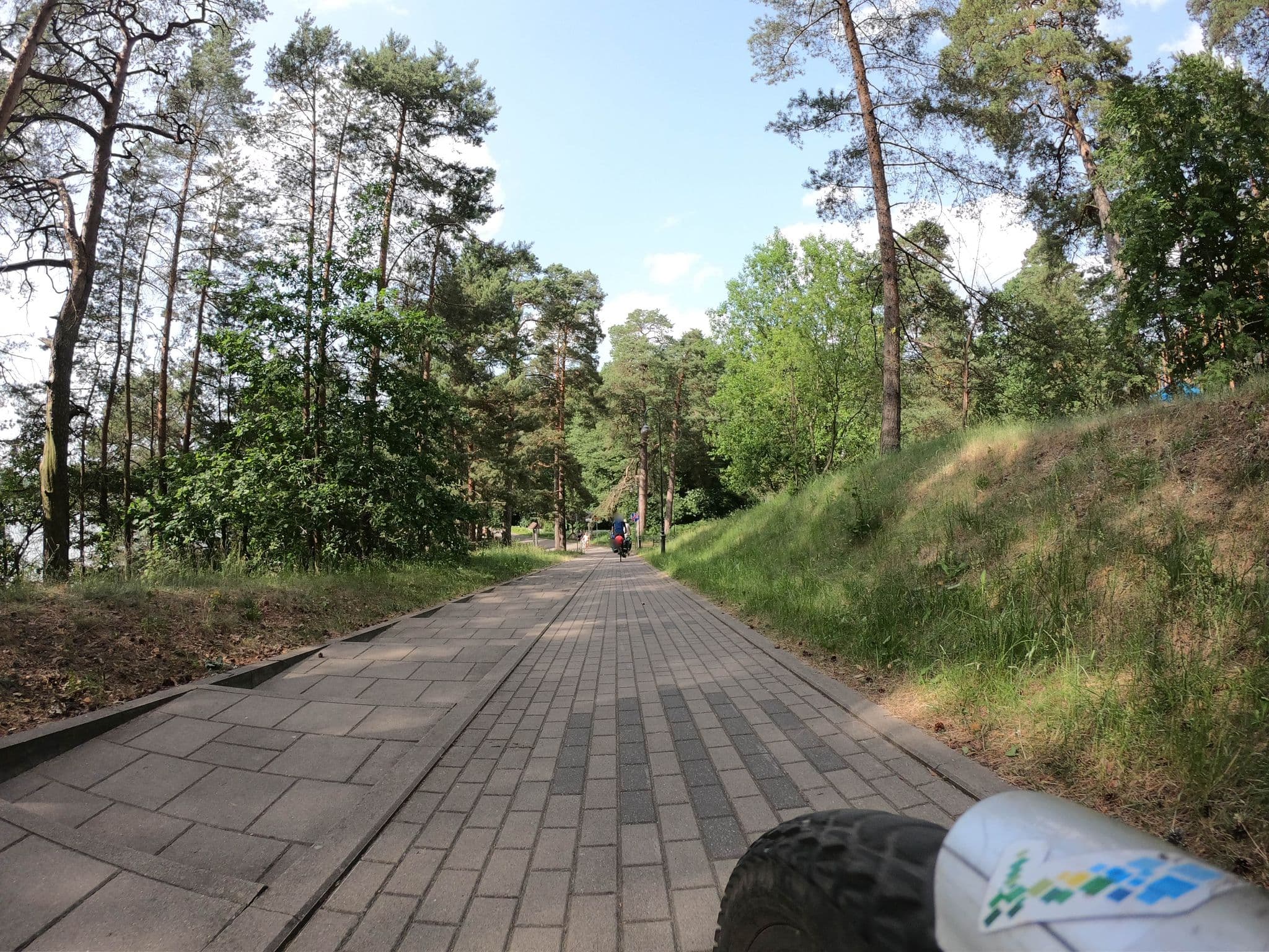 Street view near Sanatorium Budowlaniec, Augustów — © masterofnoroad (CC BY-SA · Mapillary)