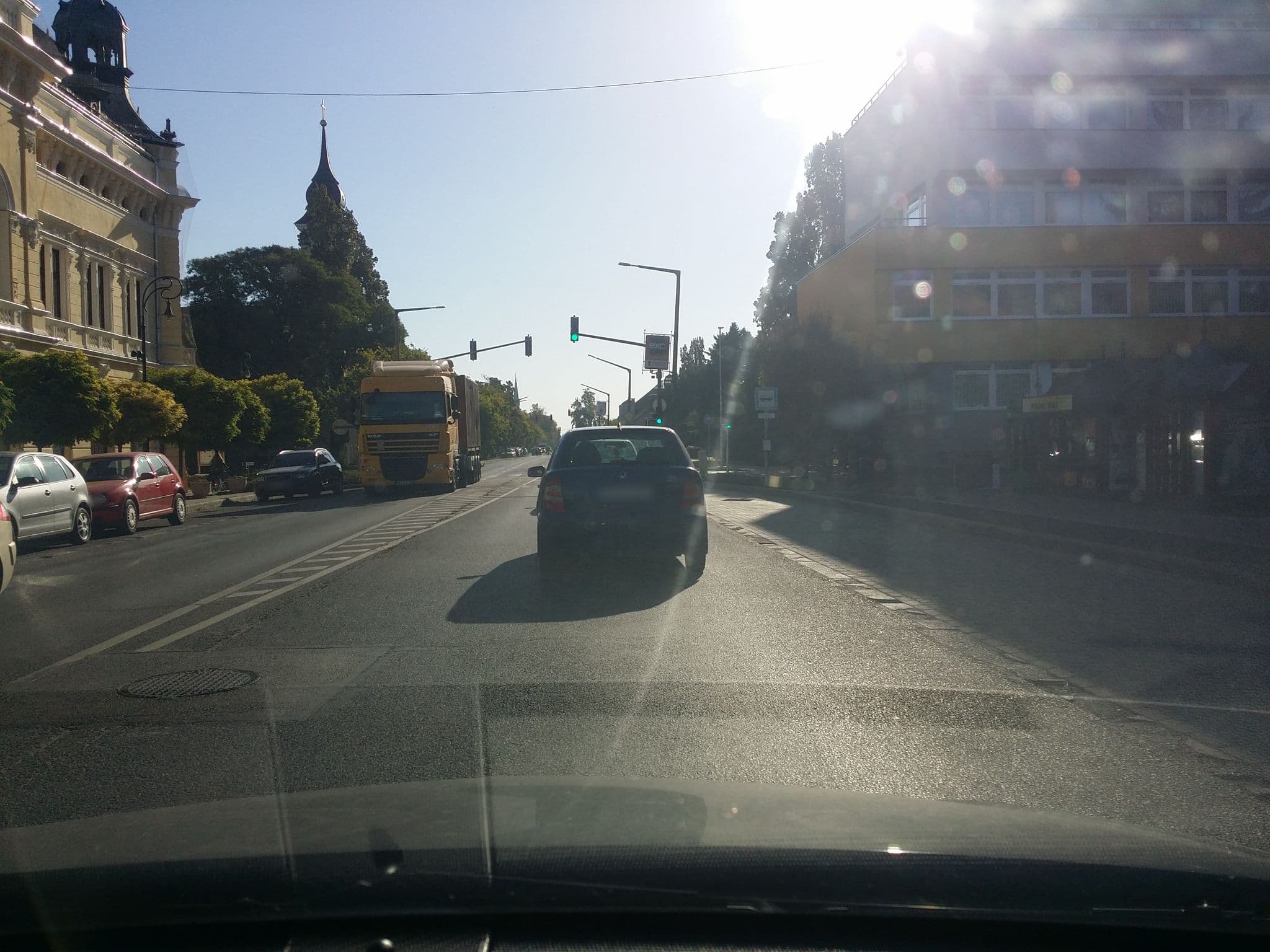 Street view near Árpád Hotel, Szarvas — © vst (CC BY-SA · Mapillary)