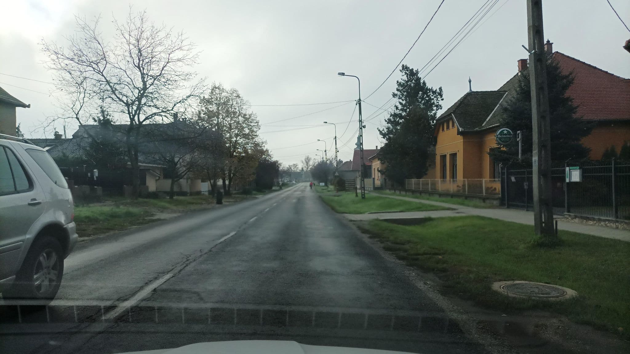 Street view near Castrum Bowling és Vendégház, Szigetújfalu — © mkpest2 (CC BY-SA · Mapillary)