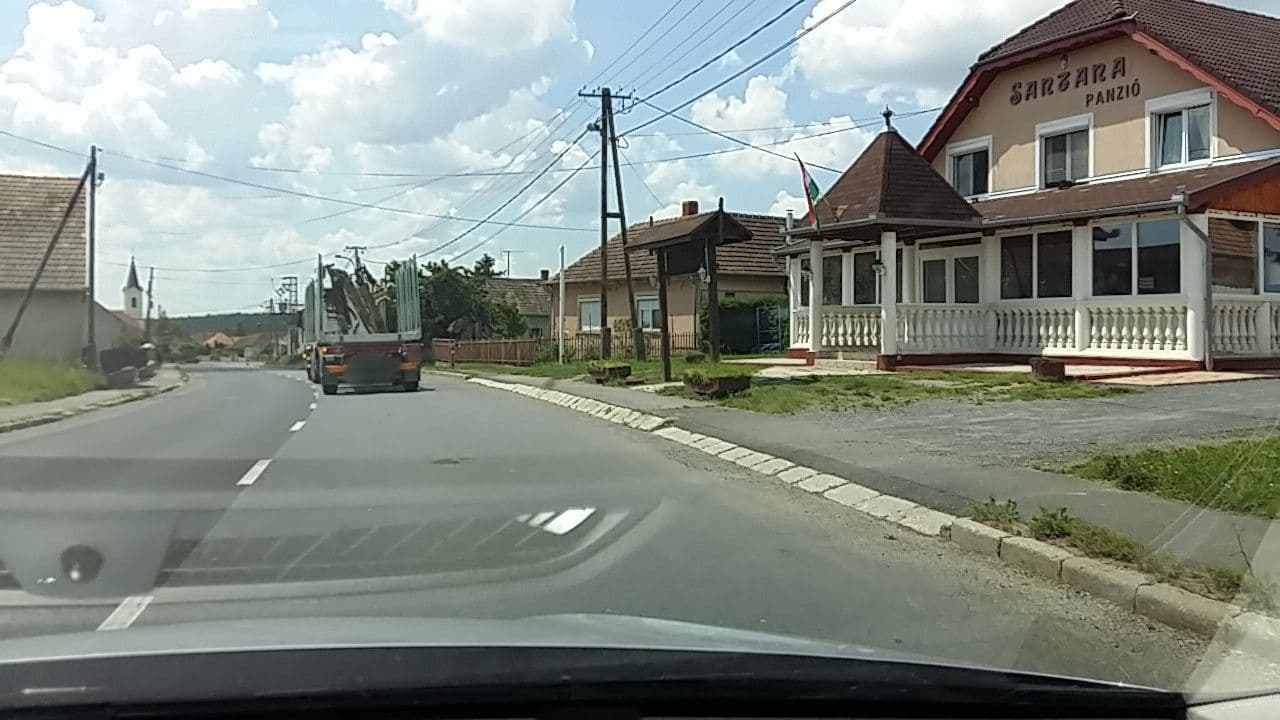 Street view near Santana Vendéglő és Panzió, Nádasd — © vst (CC BY-SA · Mapillary)