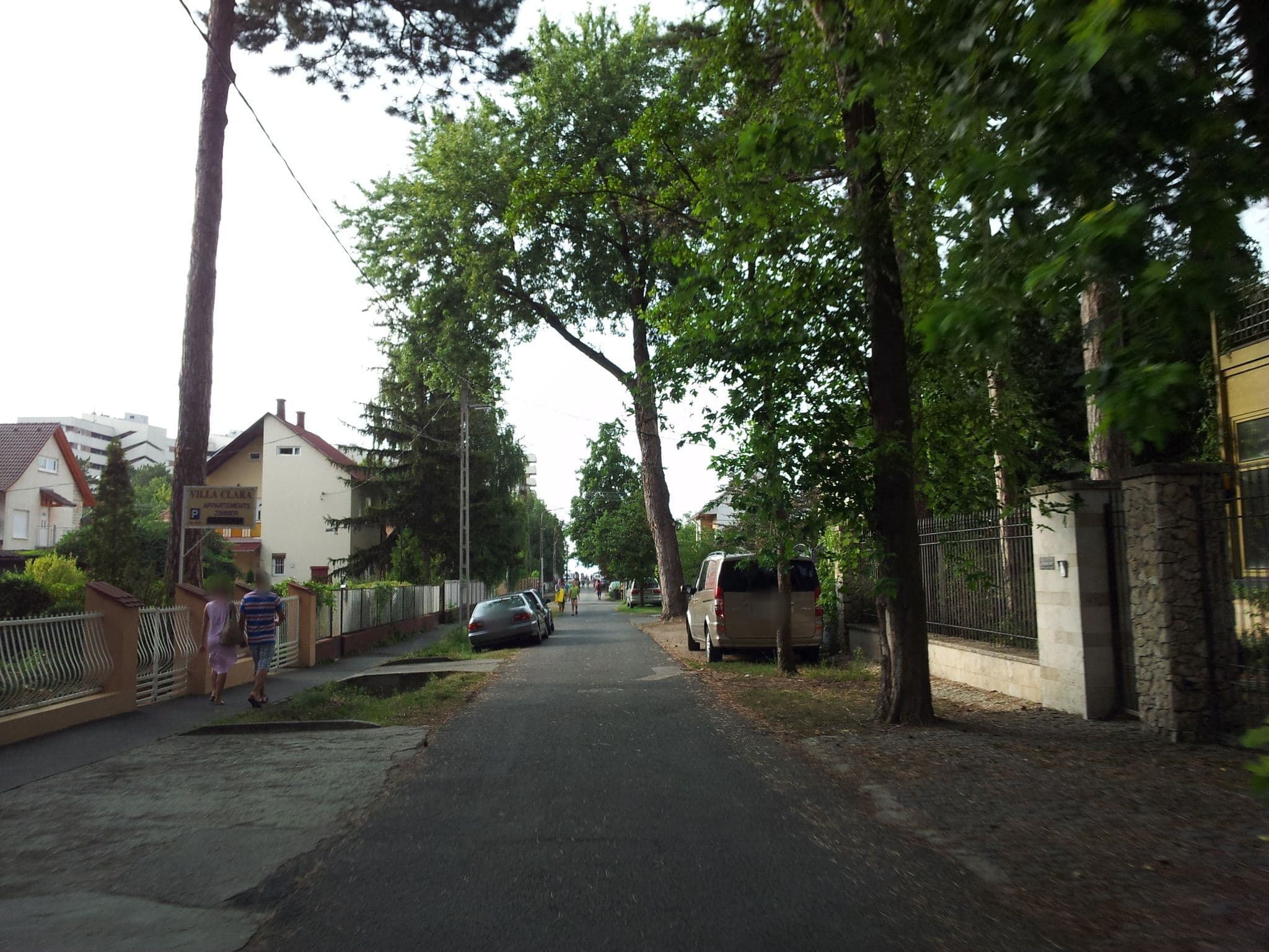 Street view near Villa Clara, Siófok — © kolesajr (CC BY-SA · Mapillary)