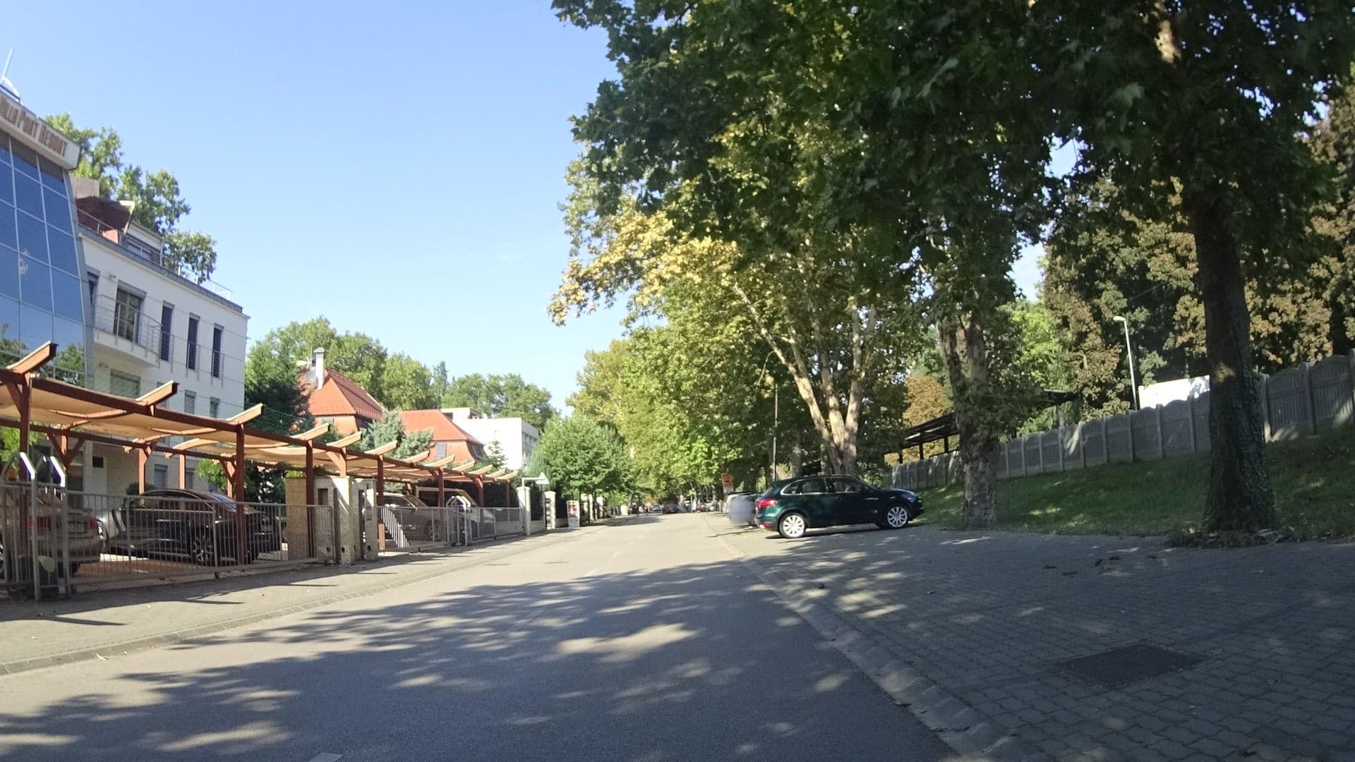 Street view near Villa Port Resort, Balatonföldvár — © ramap (CC BY-SA · Mapillary)