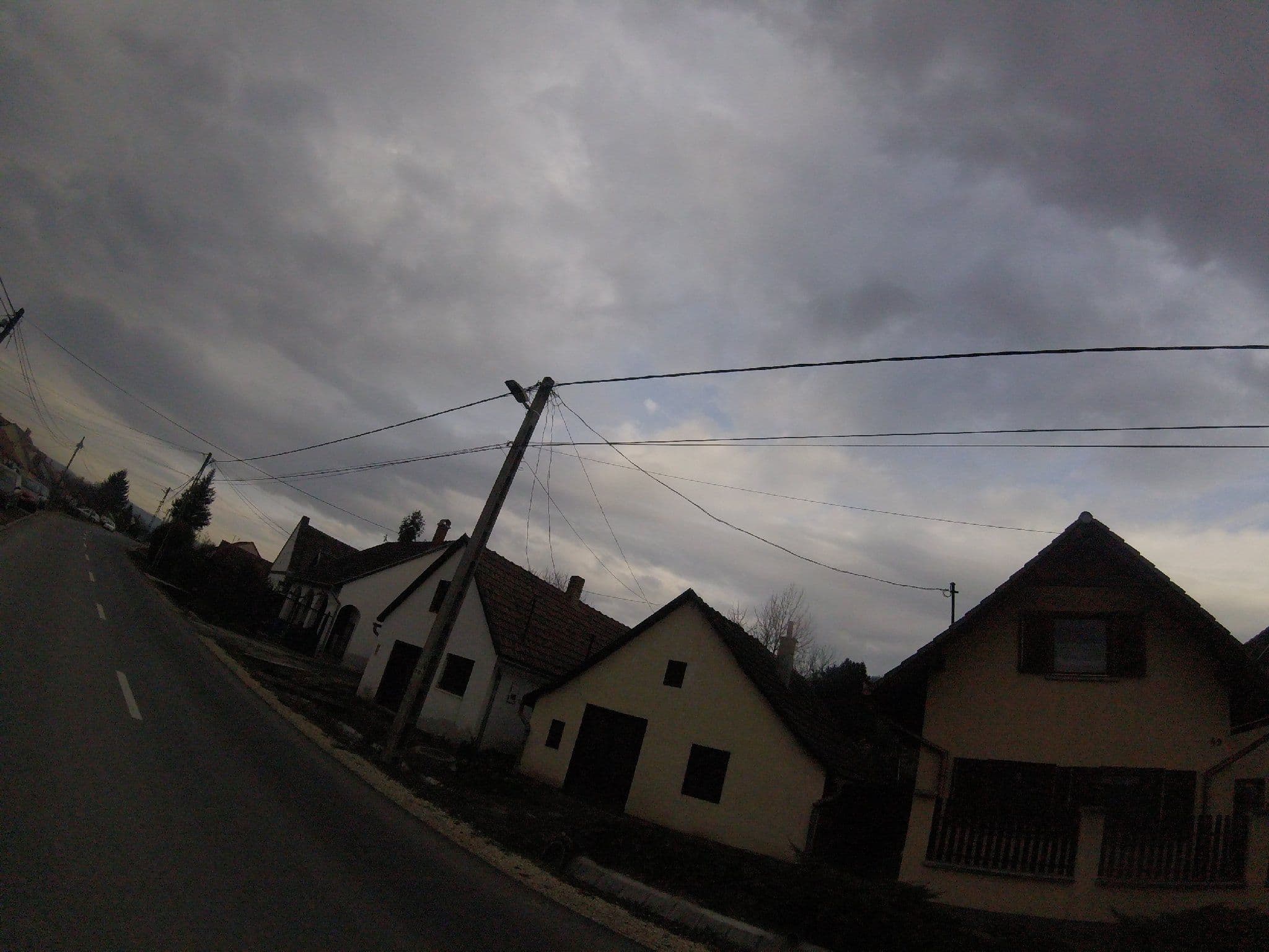 Street view near Gyűszű birtok vendégház, Szekszárd — © utvonalfelmeresek (CC BY-SA · Mapillary)